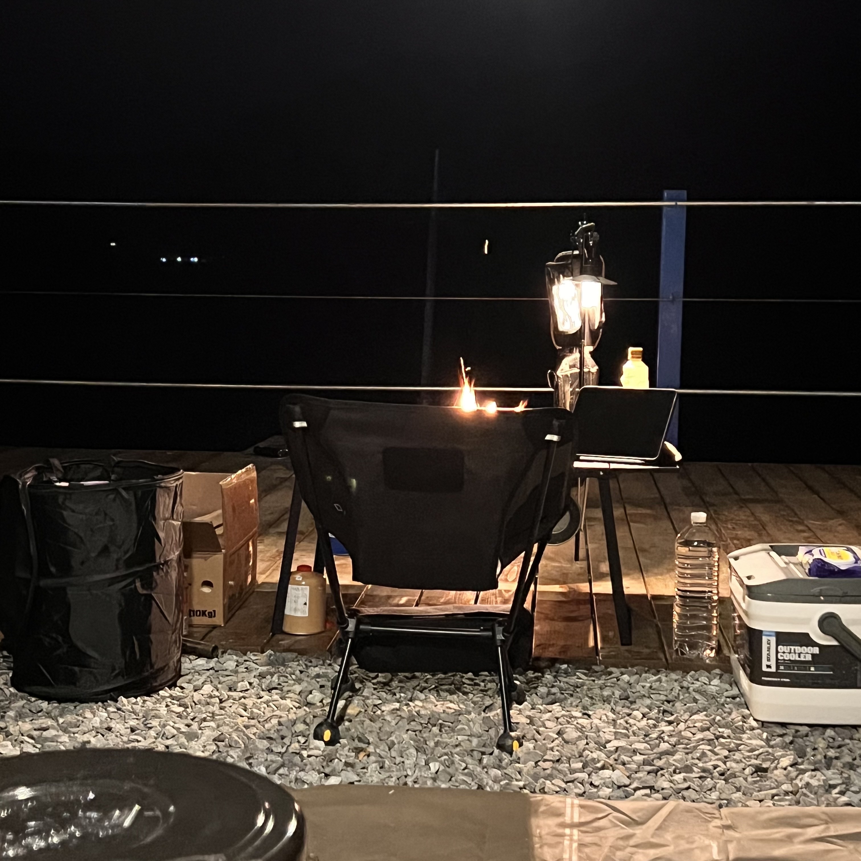 Helinox Tactical Chair Black 착용 스타일
