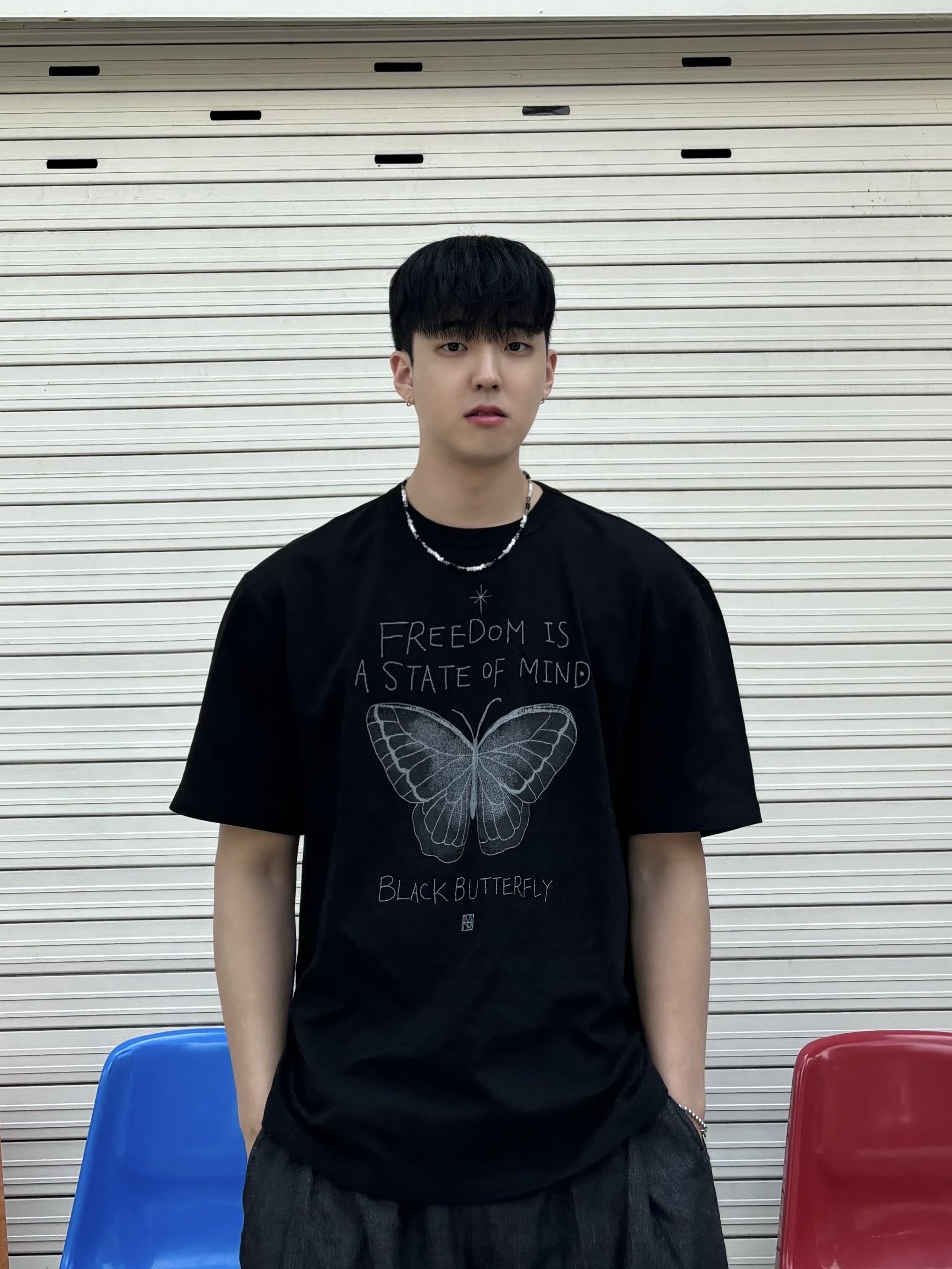 Adidas Superstar 82 Black White 착용 스타일 - 3