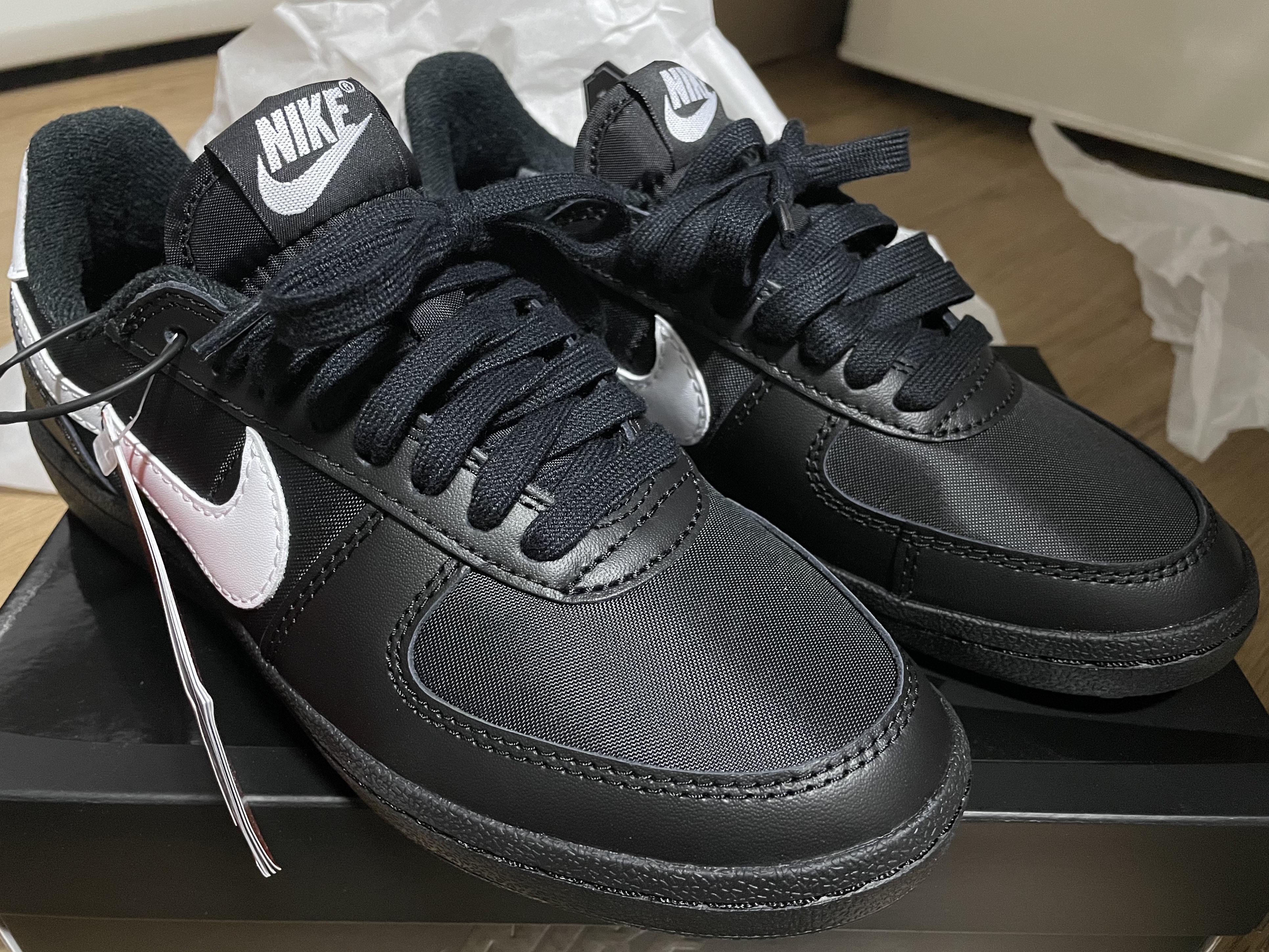 Nike Field General 82 SP Black and White 착용 스타일 - 1