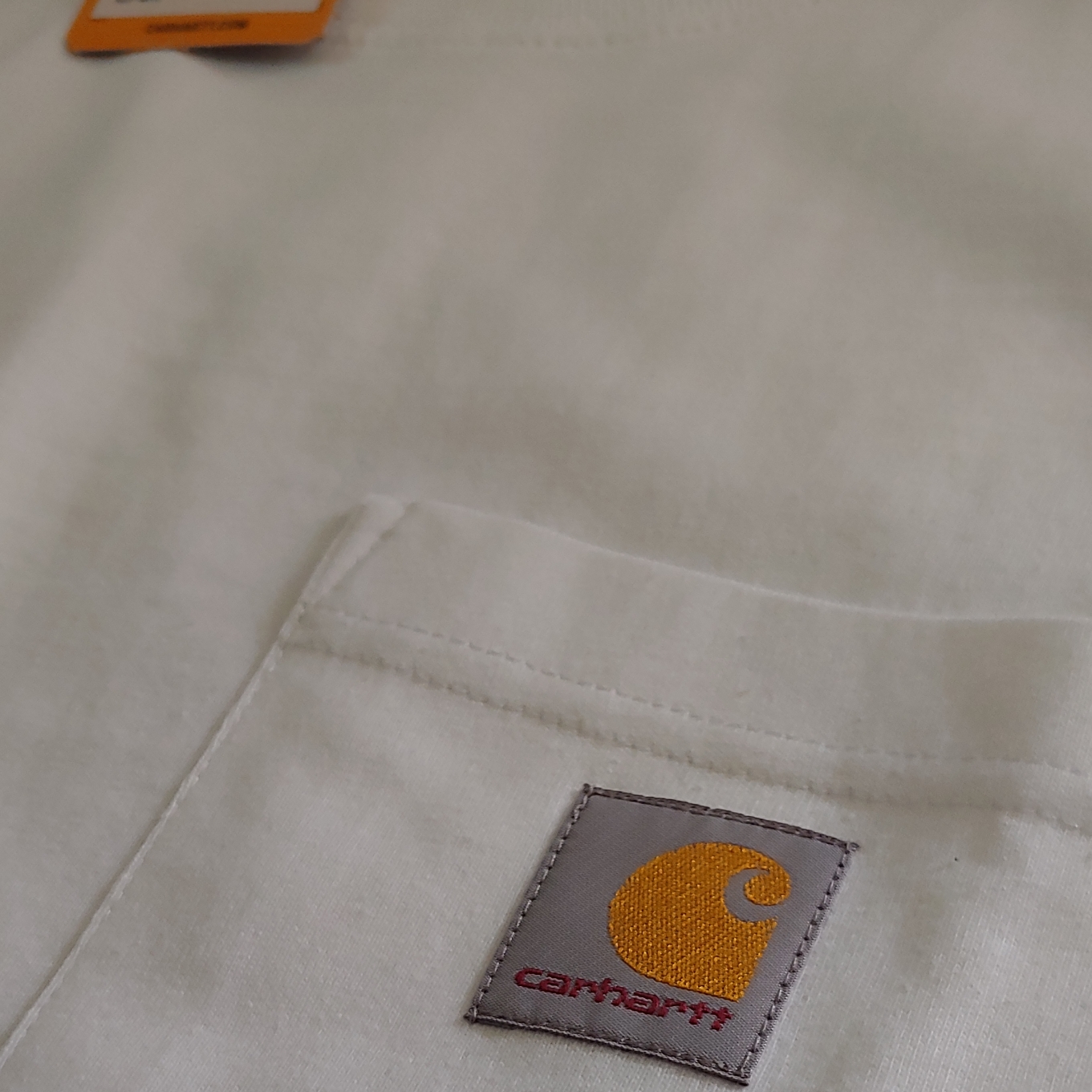 Carhartt Loose Fit Heavyweight Regular Short Sleeve Pocket T-Shirt White 착용 스타일