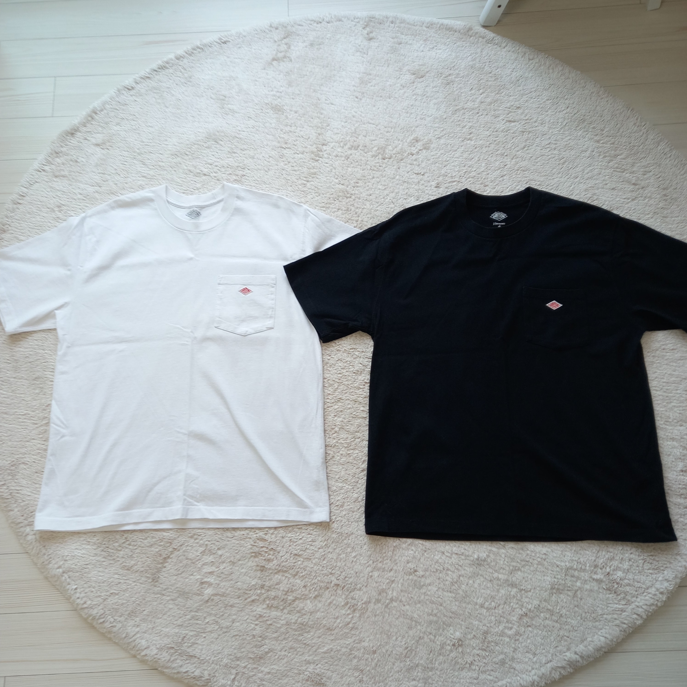 Danton Plain Short Sleeve Pocket T-Shirt White, Danton Plain Short Sleeve Pocket T-Shirt Navy 착용 스타일 - 1