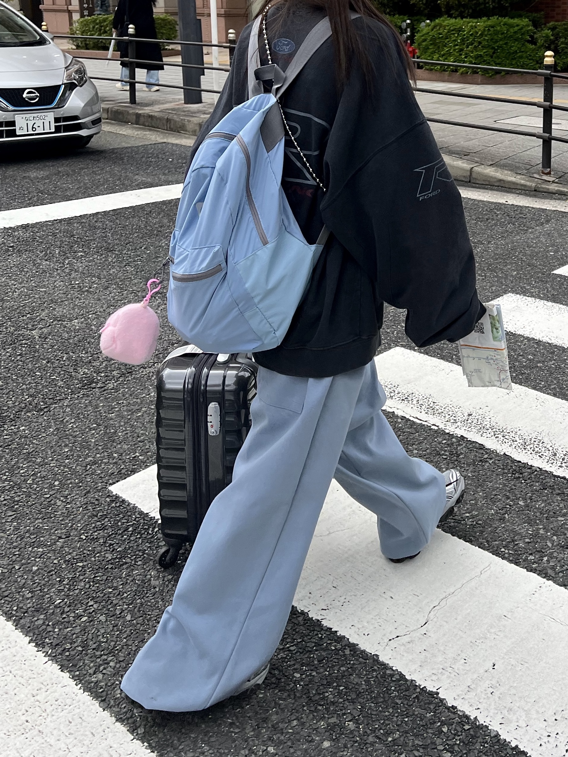 Mischief Rhombus Light Weight Backpack Greyish Blue - The Hyundai Seoul Exclusive, Asics Gel-Quantum Kinetic Mid Grey Pure Silver 착용 스타일 - 1