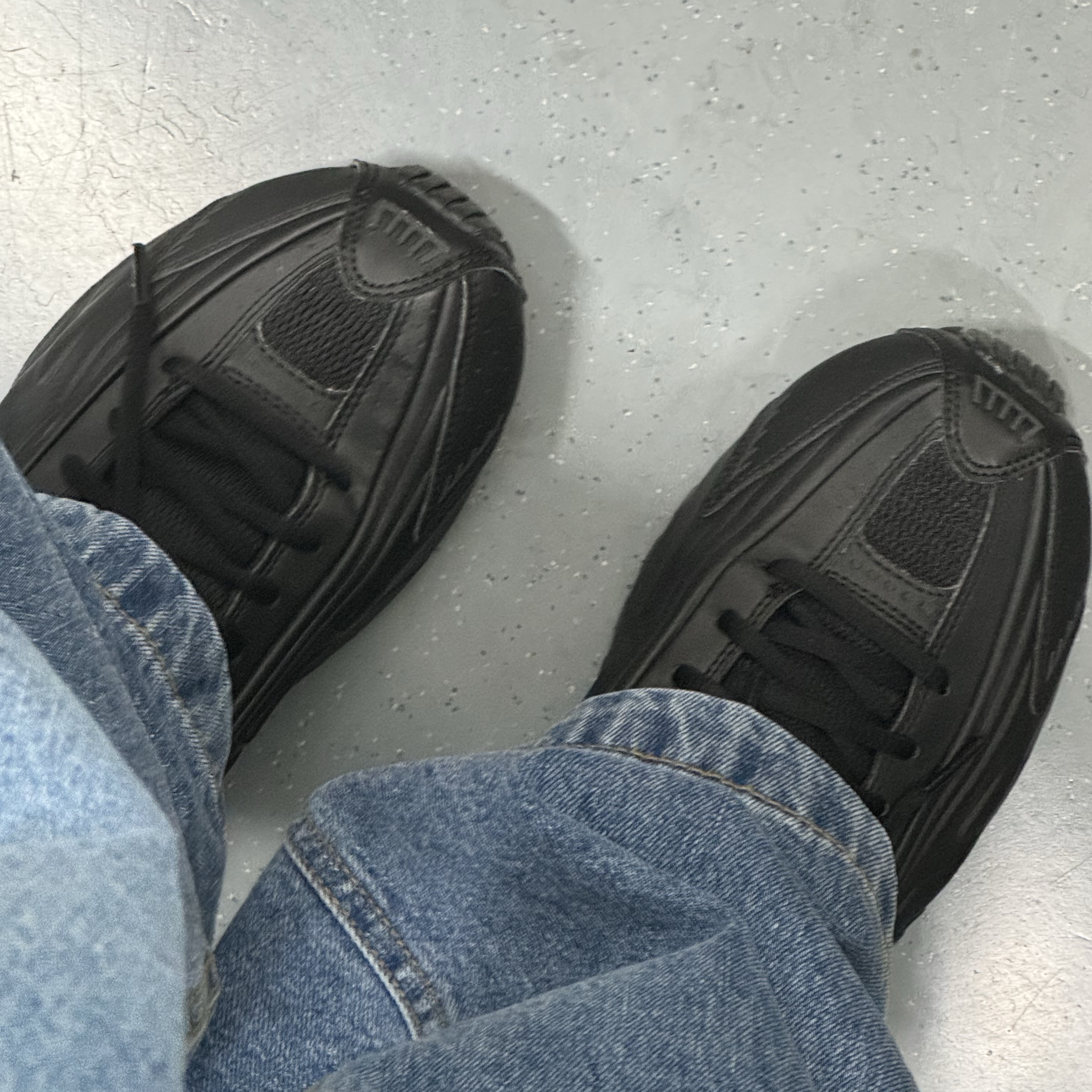 (W) Nike Shox R4 Black 착용 스타일
