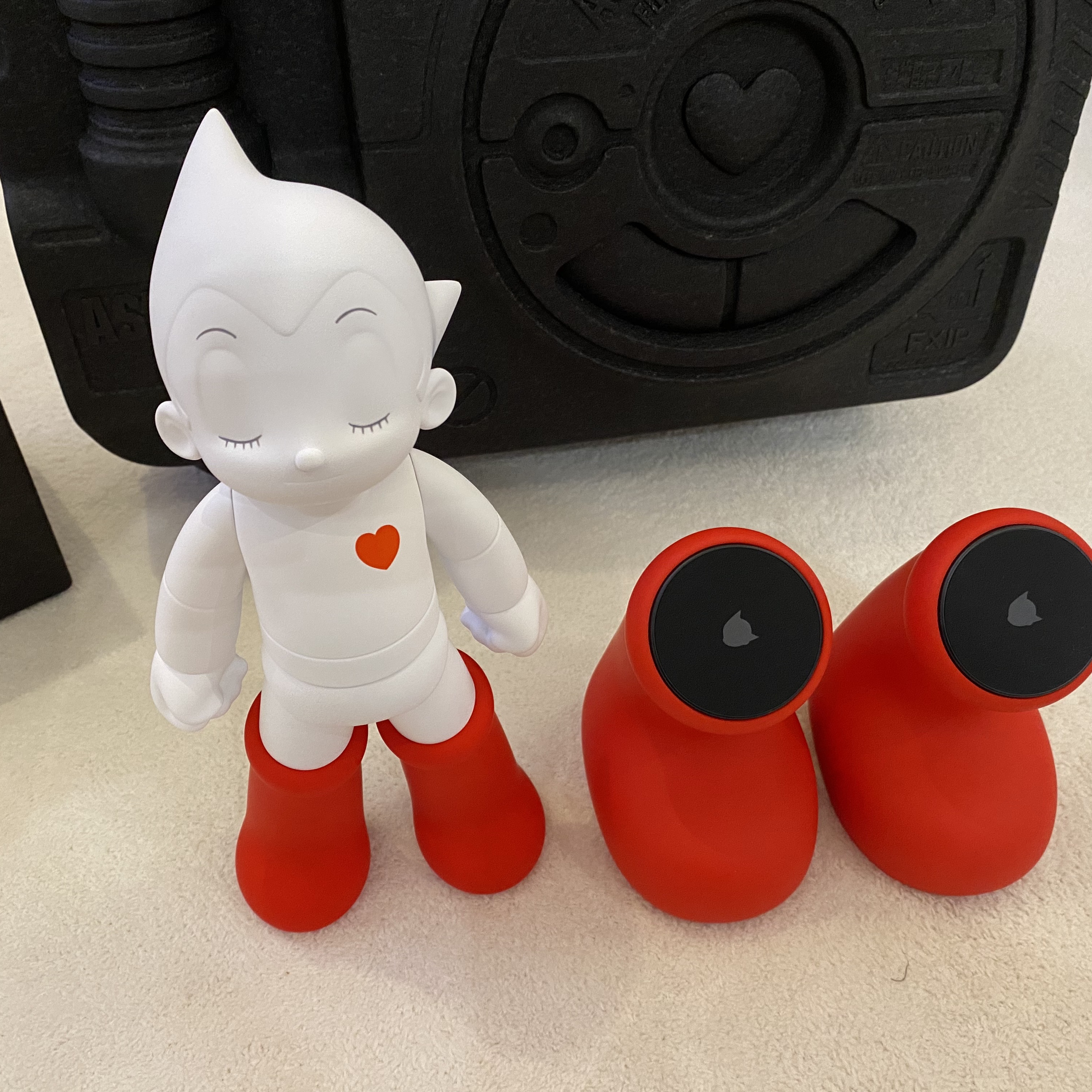 Astroboy Edition Astroboy Special Package Red, Astroboy Edition Astroboy Redshoe Magsafe Charger 착용 스타일