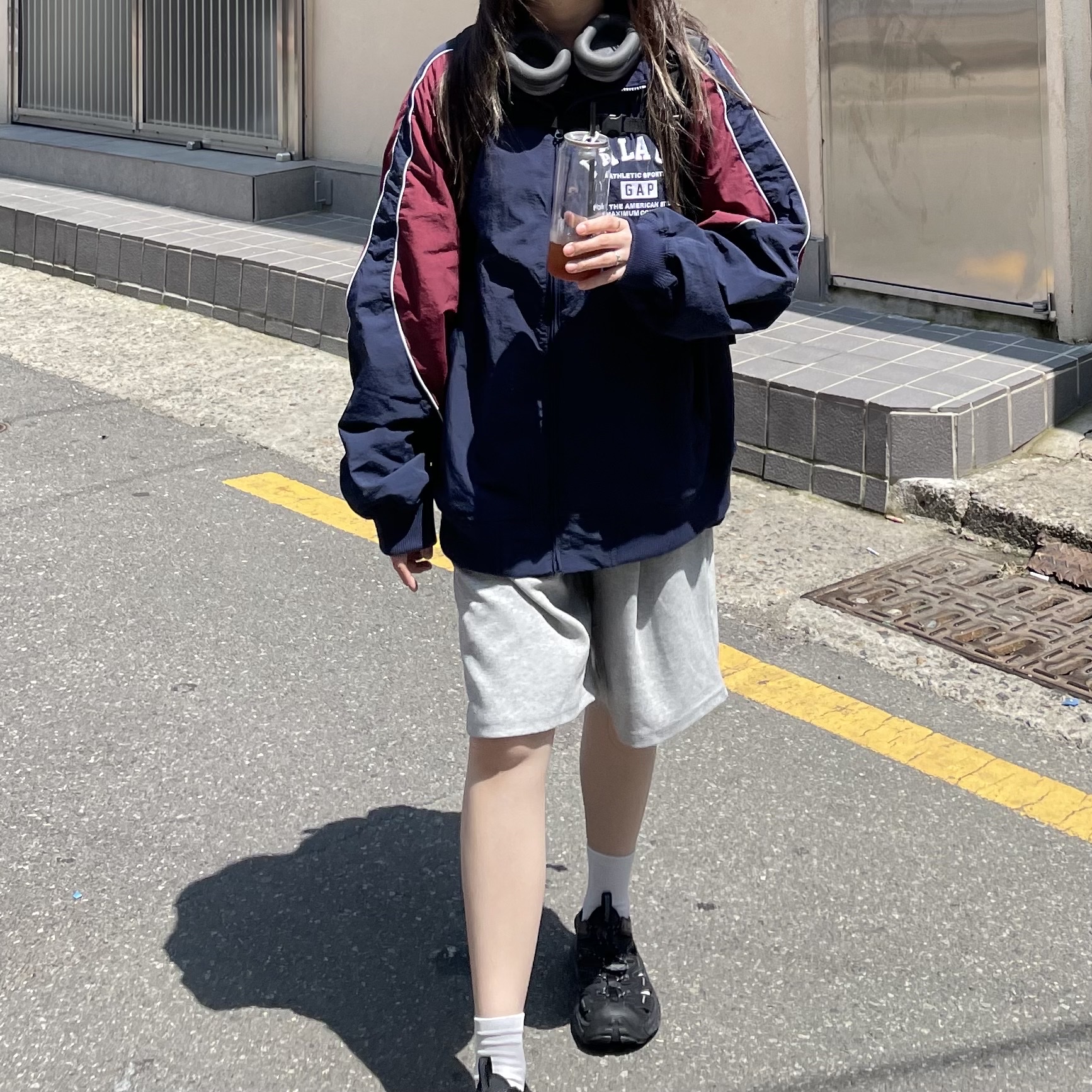 Palace x Gap Nylon Track Top Navy Red - 24SS, Hoka Hopara Black Castle Rock 착용 스타일 - 2