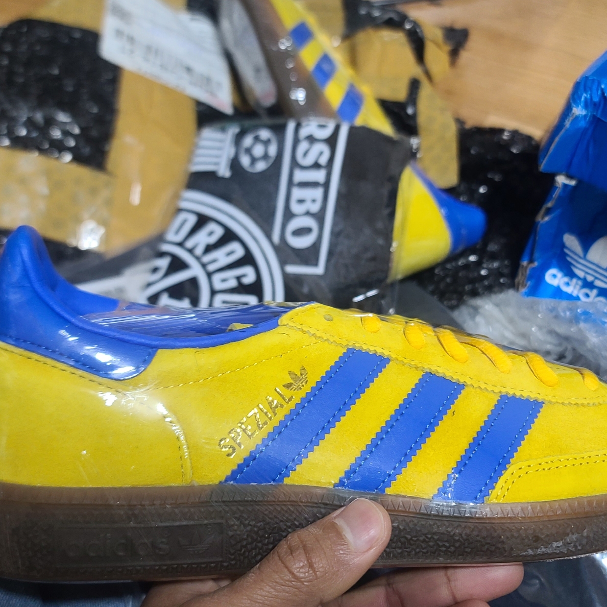 Adidas Spezial Handball Wonder Glow Blue 착용 스타일