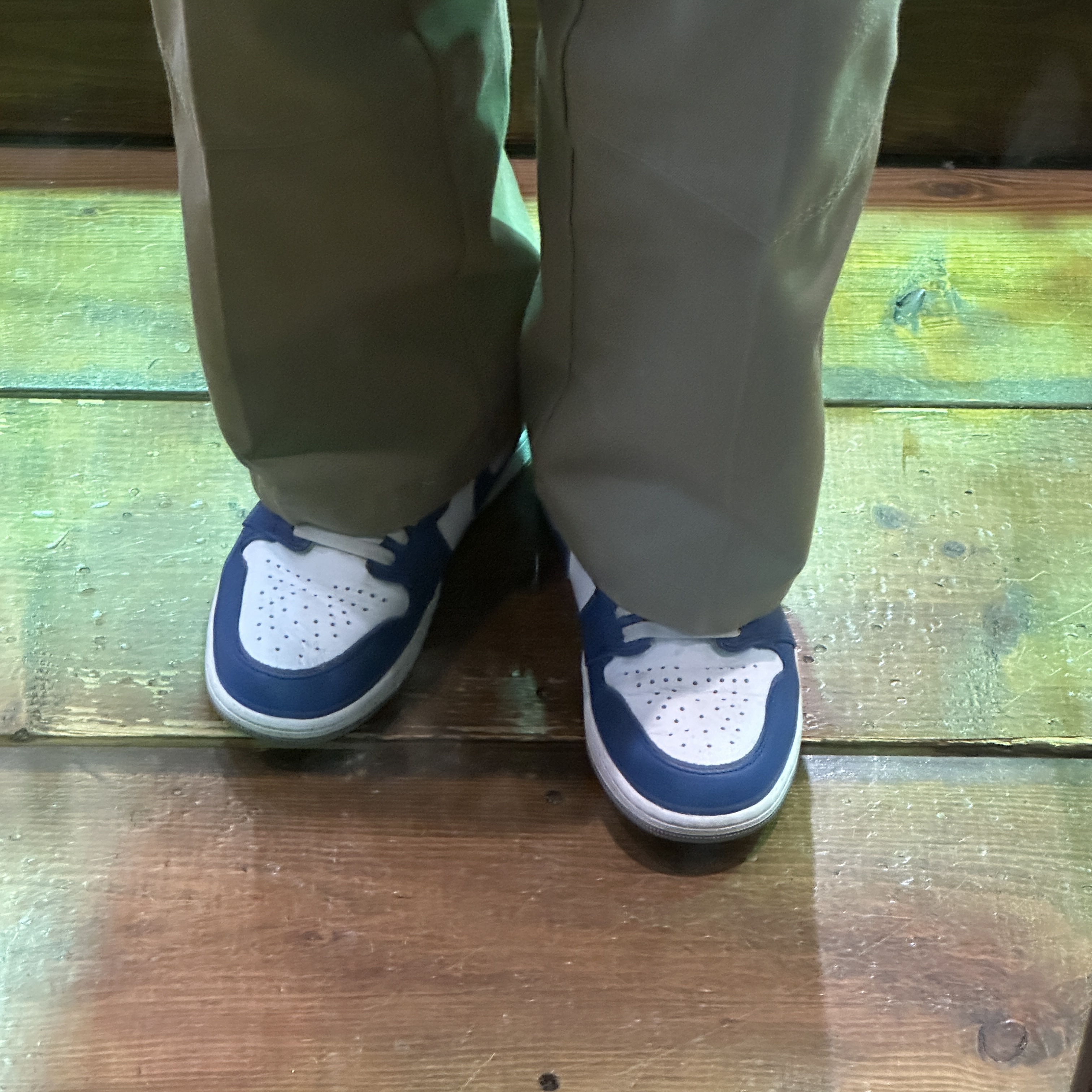 Jordan 1 Retro High OG True Blue 착용 스타일 - 2