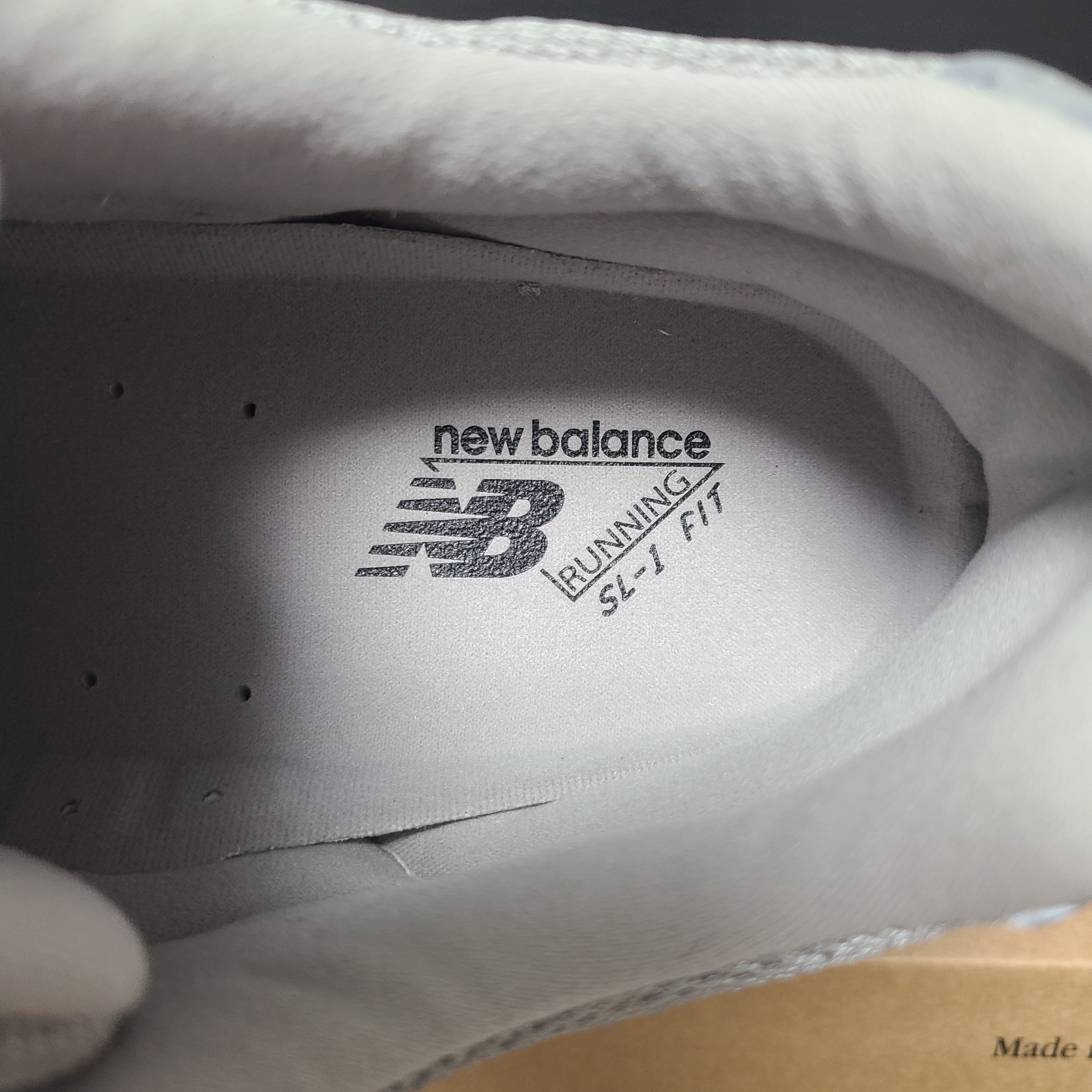 New Balance 991v2 Made in UK Rock Ridge Alloy Silver 착용 스타일 - 7