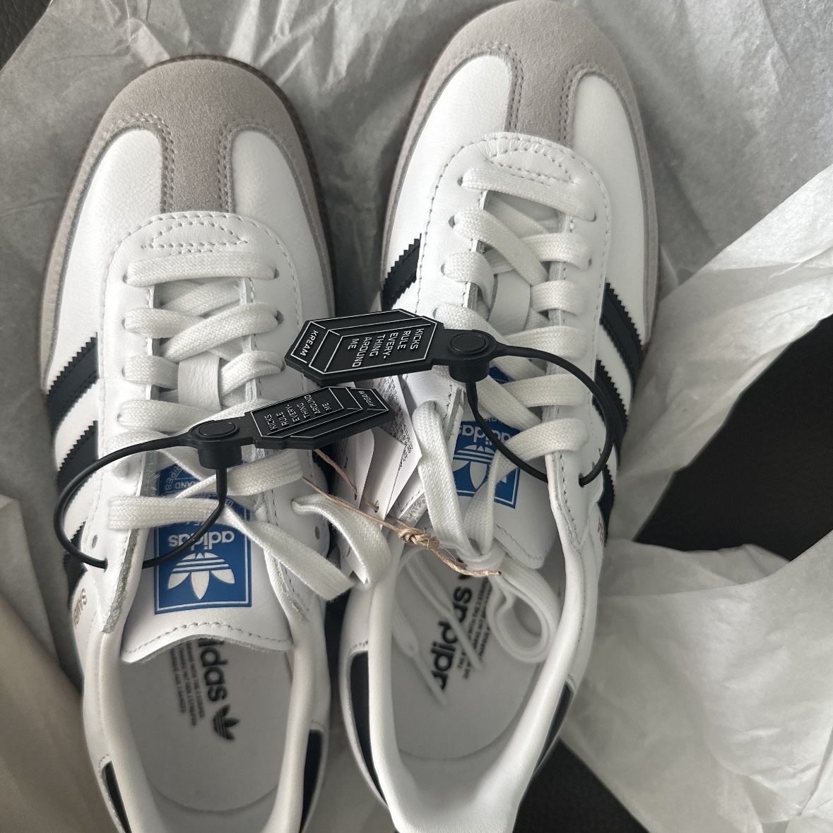 Adidas Samba OG Cloud White 착용 스타일