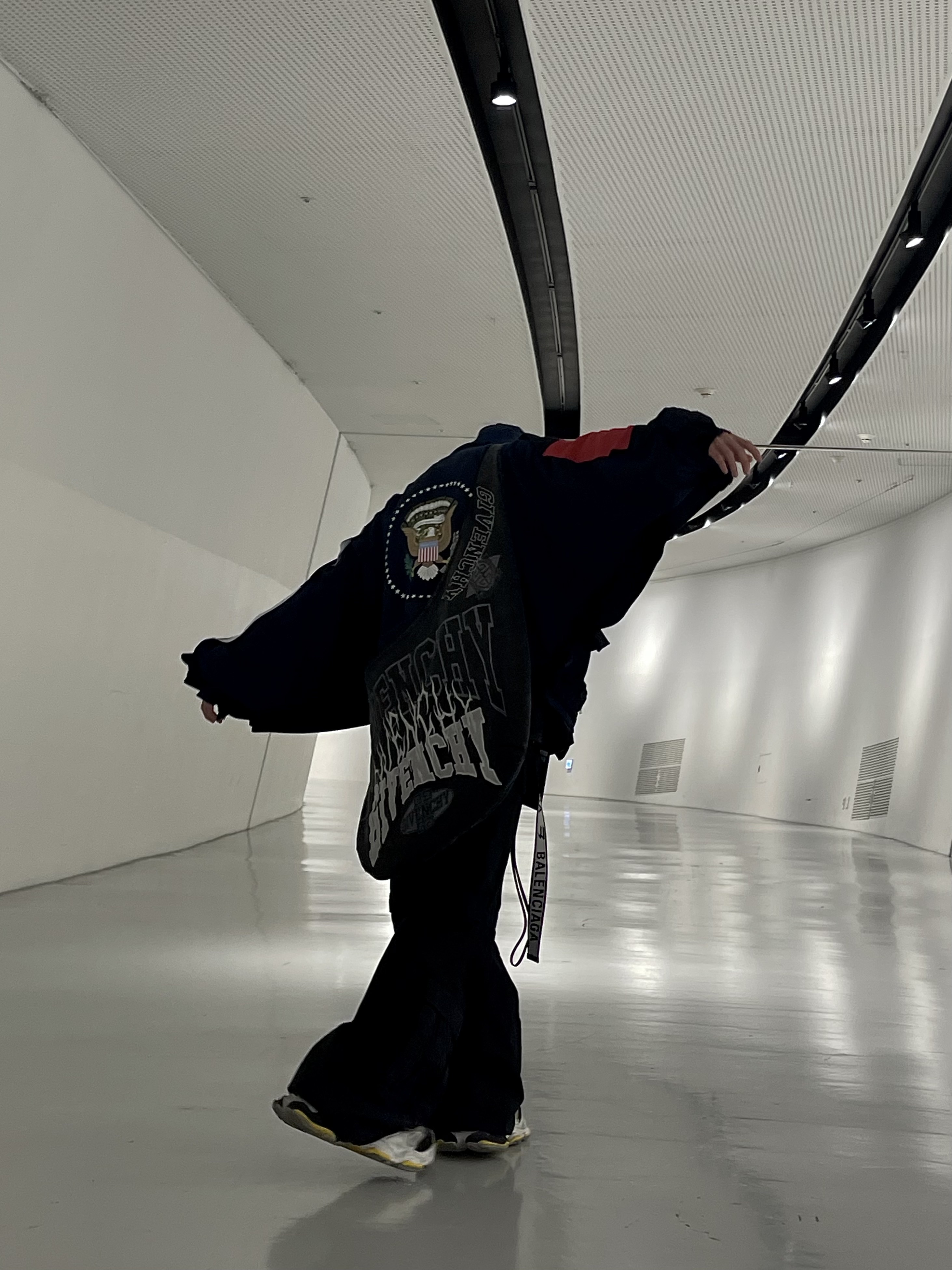 Project G/R Hybrid Hooded Track Jacket Navy 착용 스타일 - 1