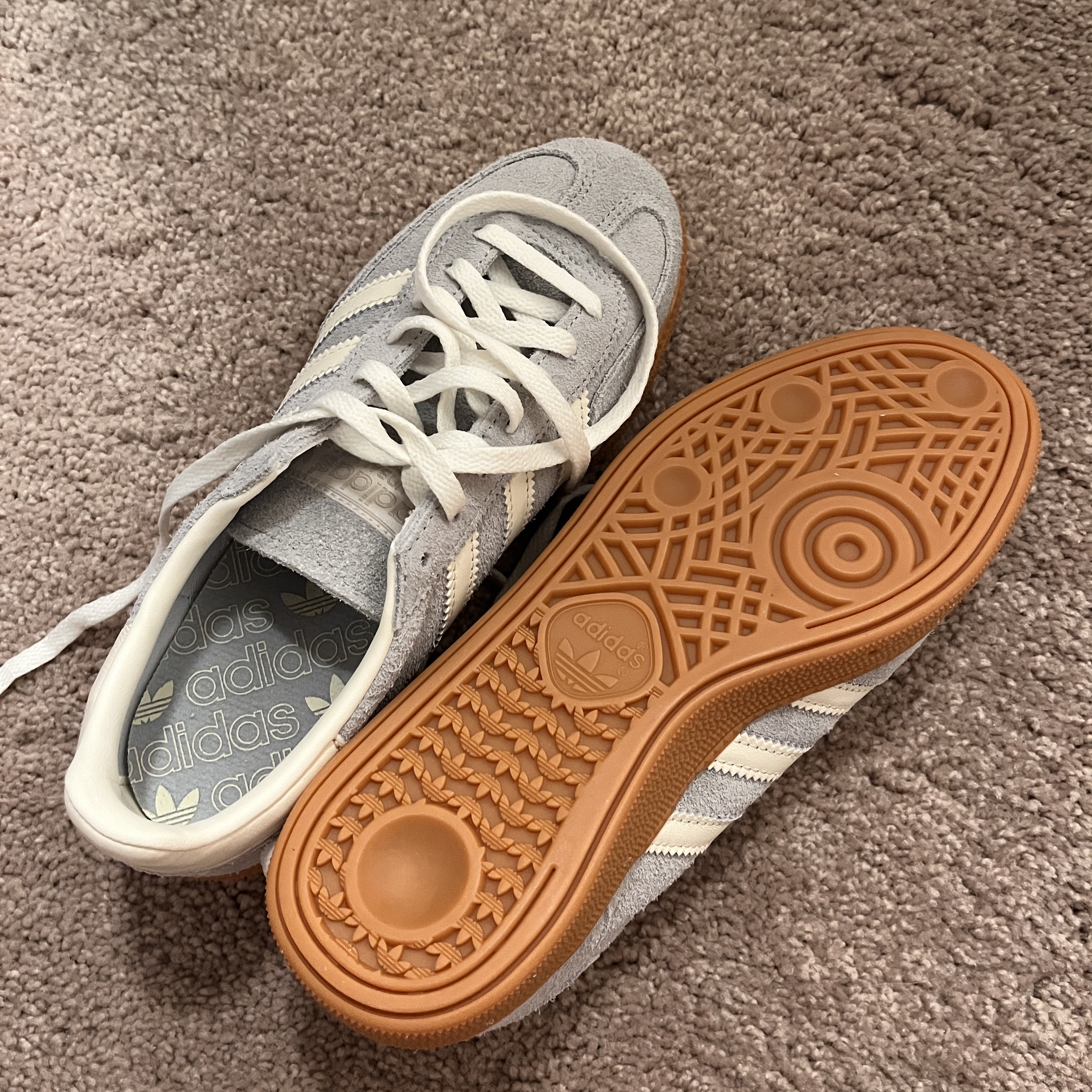 (W) Adidas Spezial Handball Wonder Silver Off White 착용 스타일 - 2