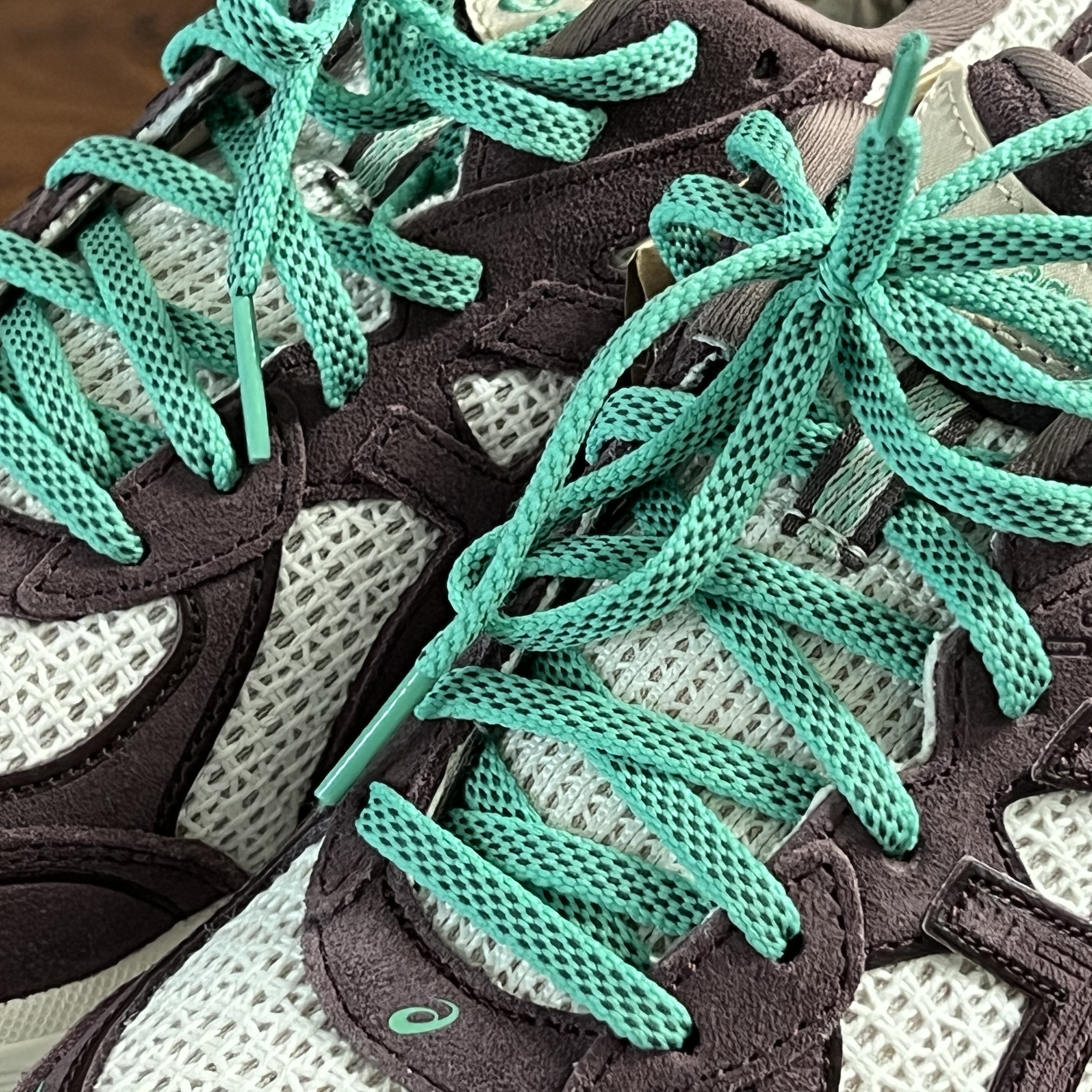 Asics x Earls Collection GT-2160 Cream Peppercorn 착용 스타일 - 2