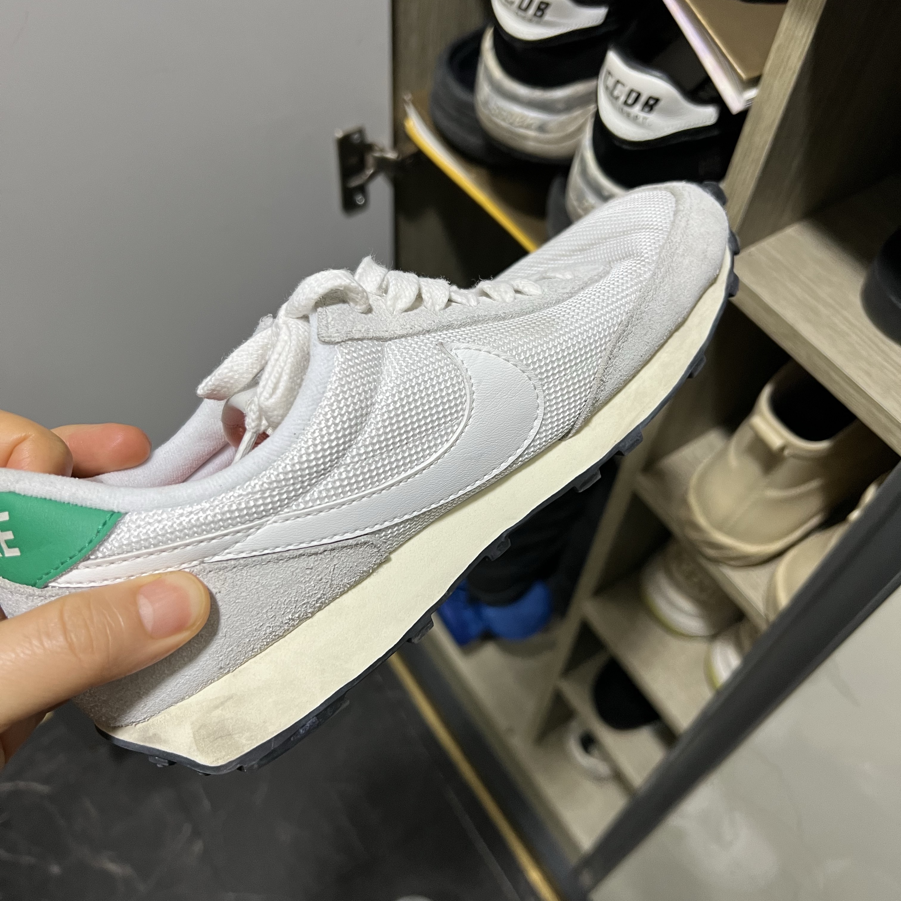 (W) Nike Daybreak Vintage Stadium Green 착용 스타일