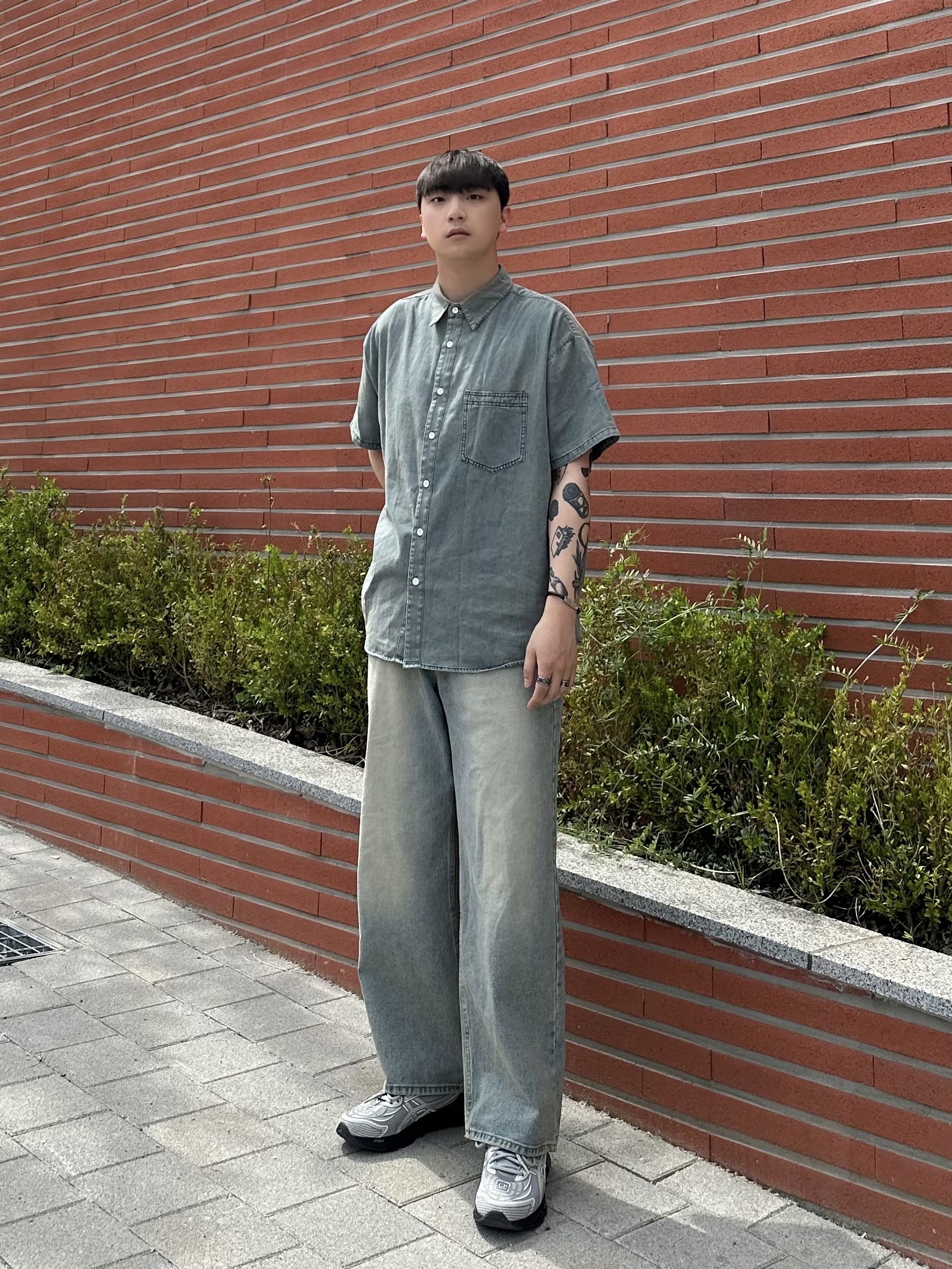 Asics x C.P. Company Gel-Quantum 360 VIII Cement Grey 착용 스타일 - 1