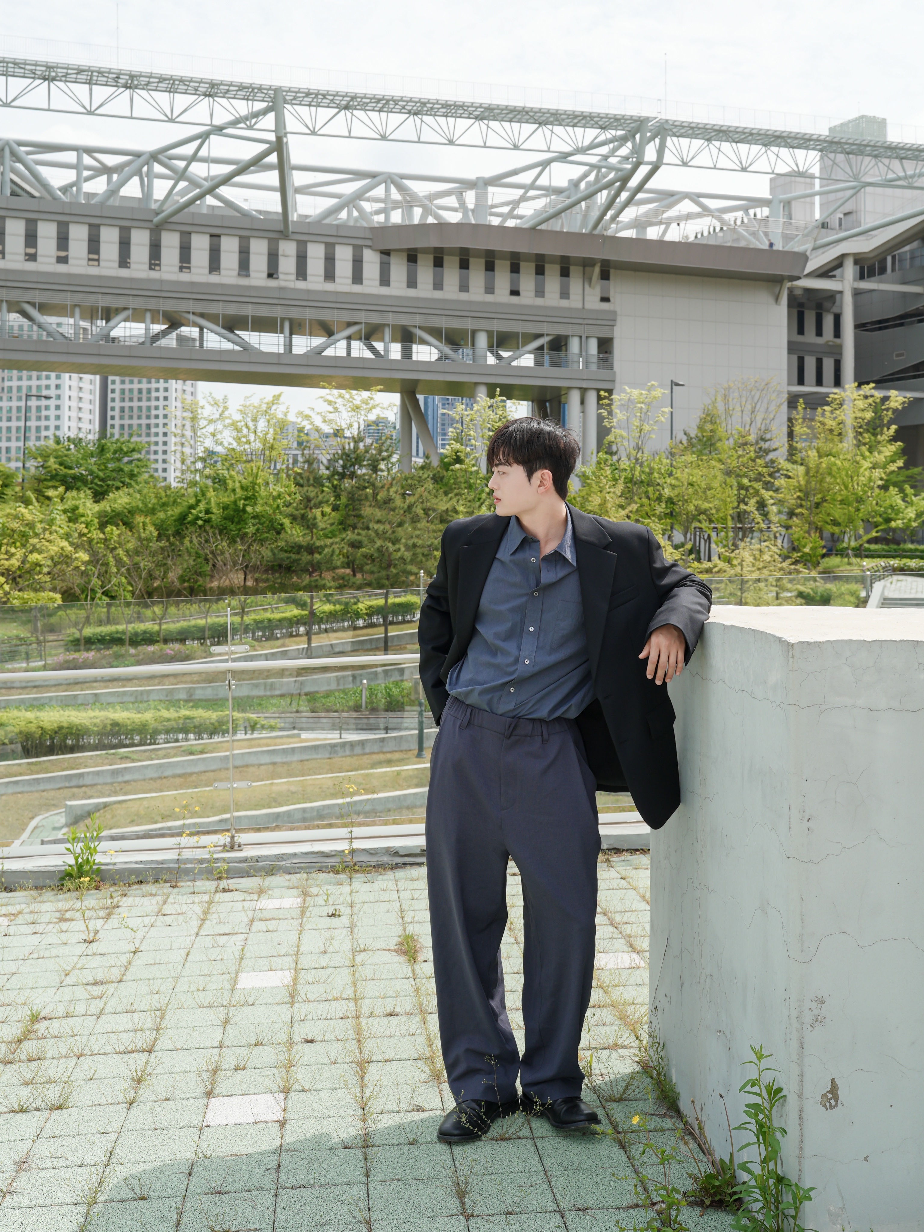 Kinchi Grainy - 547 (a) Black 착용 스타일 - 1