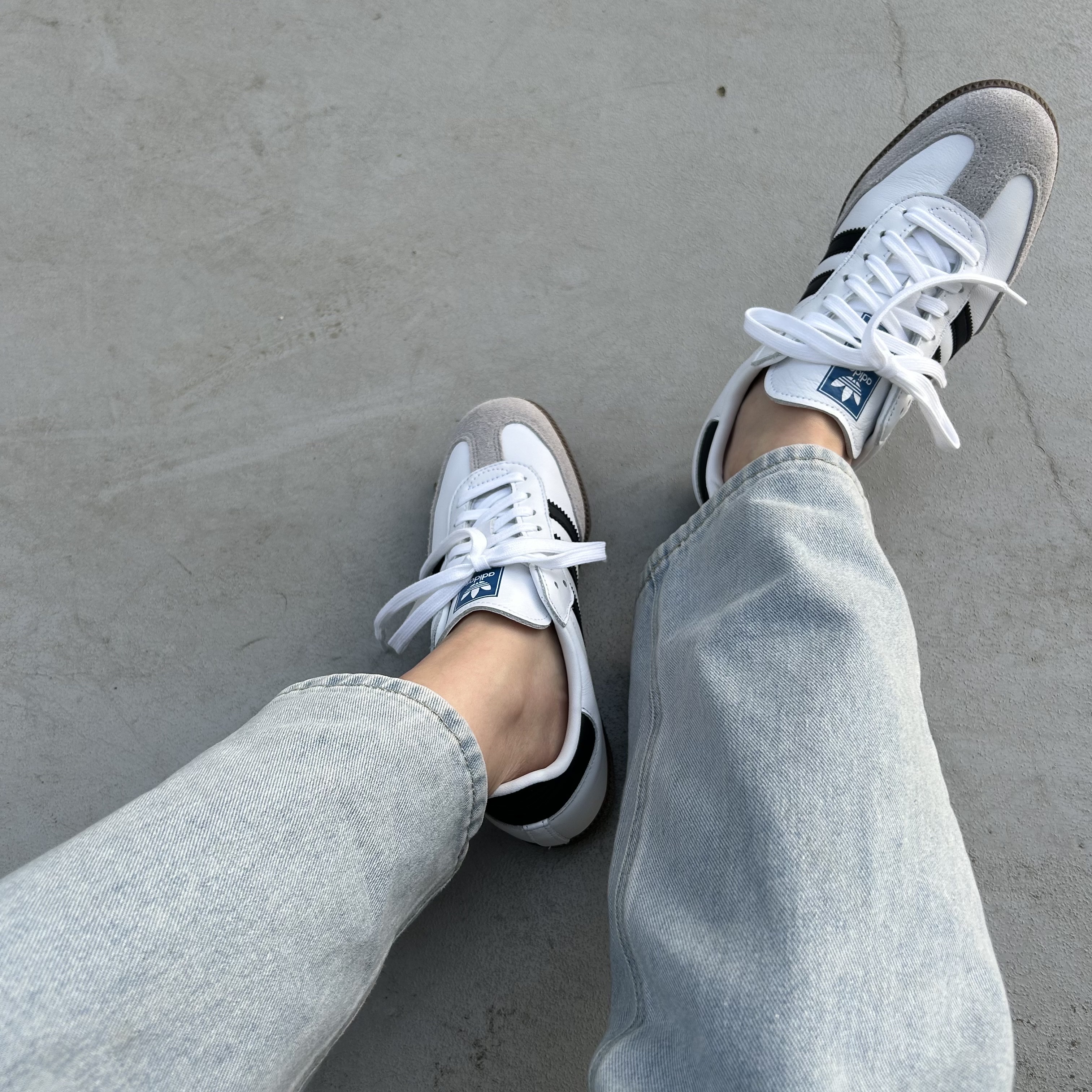 Adidas Samba OG Cloud White 착용 스타일 - 1