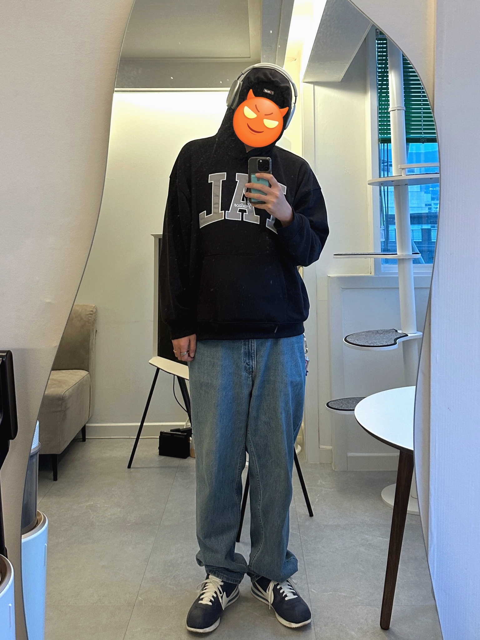 Palace x Gap Hood Black - 24SS, Nike Cortez Midnight Navy 착용 스타일 - 1