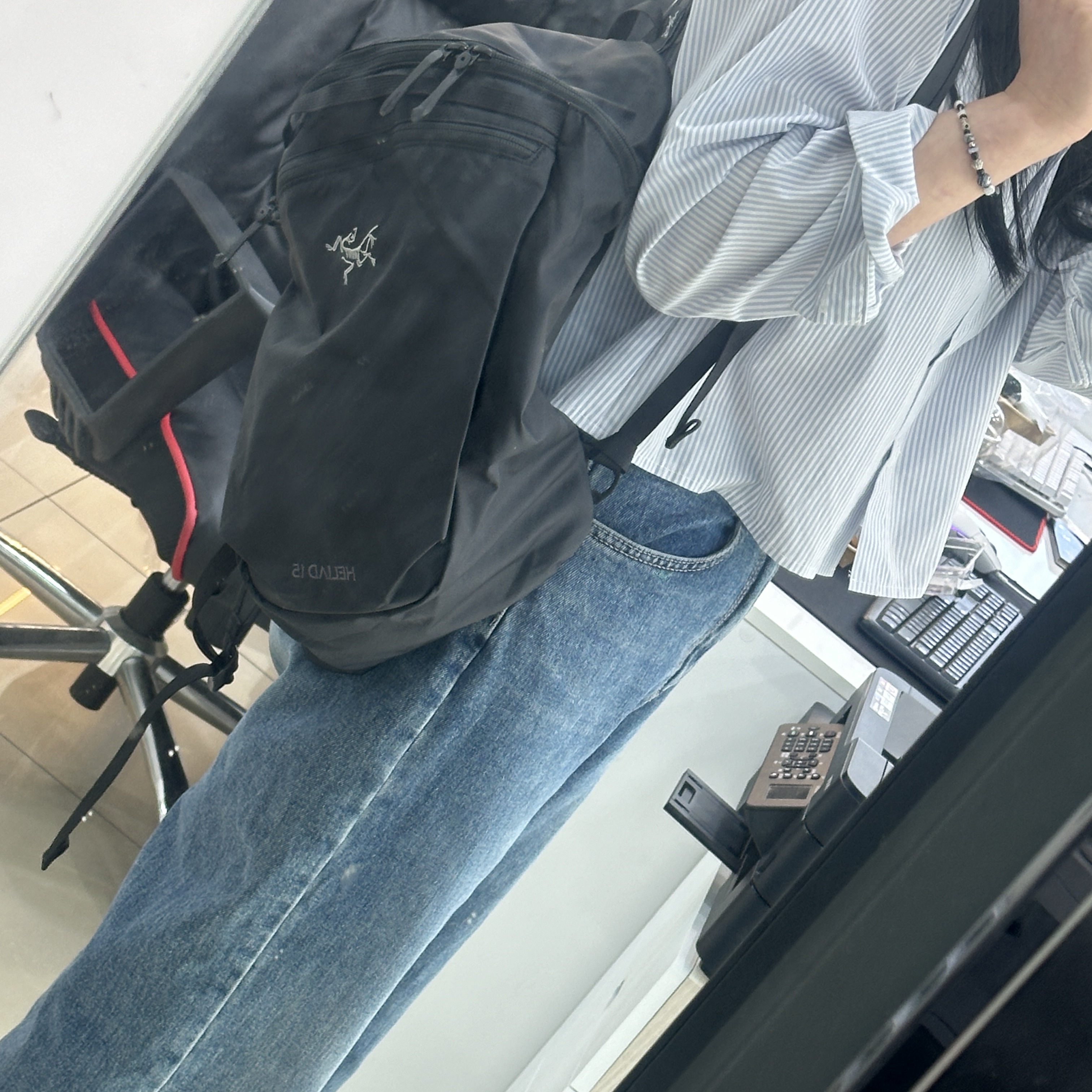 Arc'teryx Heliad 15 Backpack Black 착용 스타일