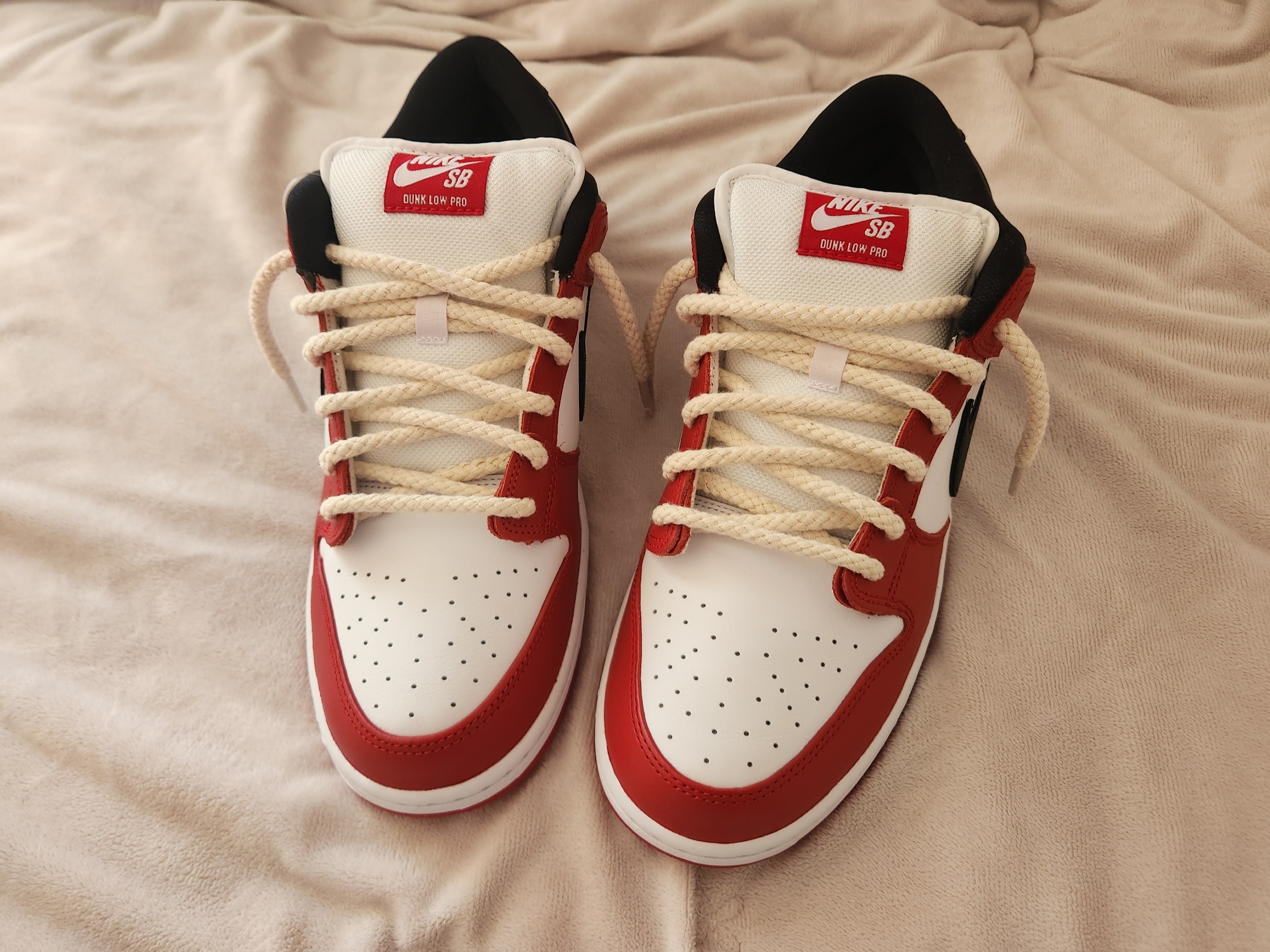 Nike SB Dunk Low Pro Chicago 착용 스타일 - 5