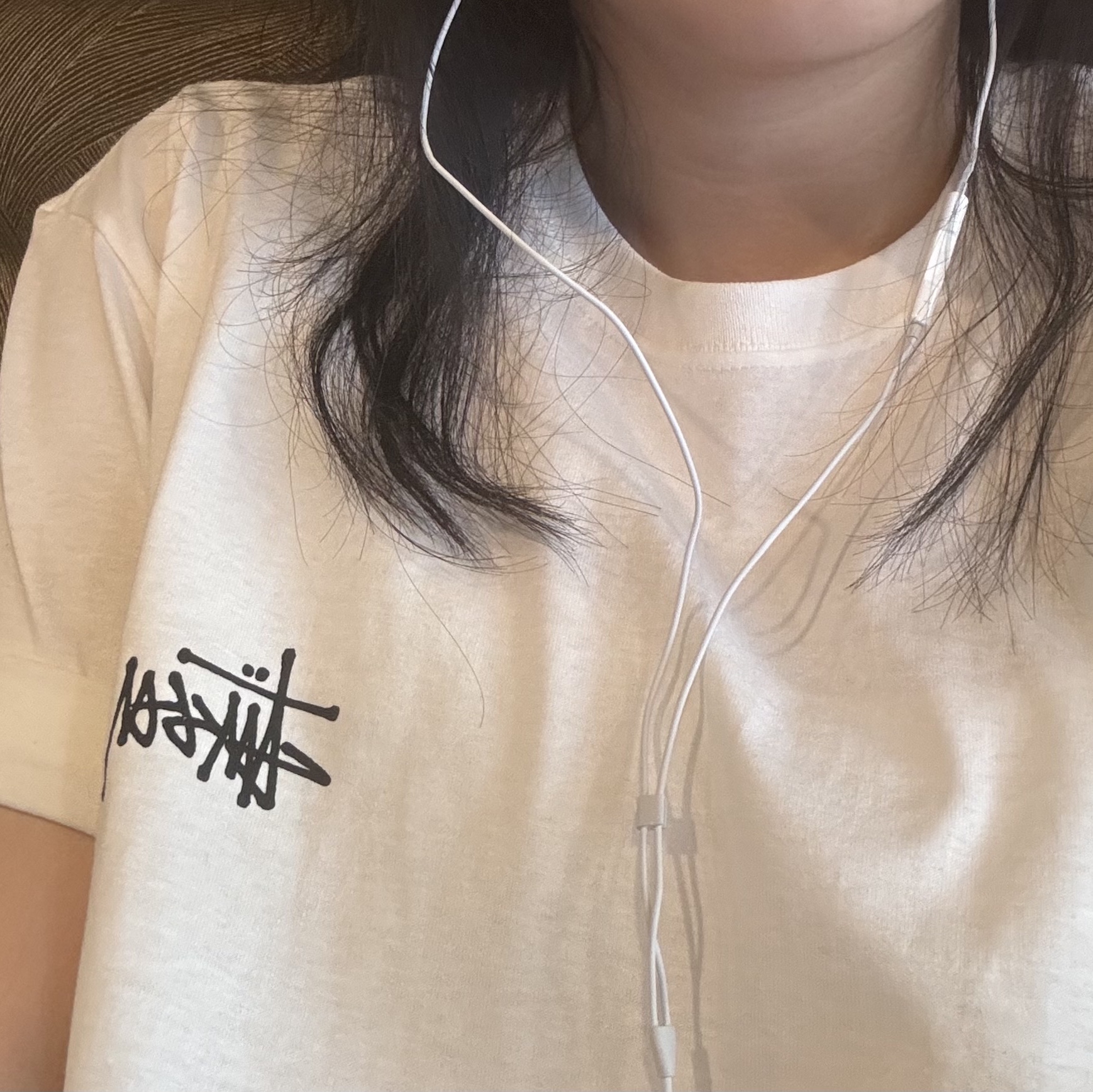 Stussy Melted T-Shirt White 착용 스타일 - 3