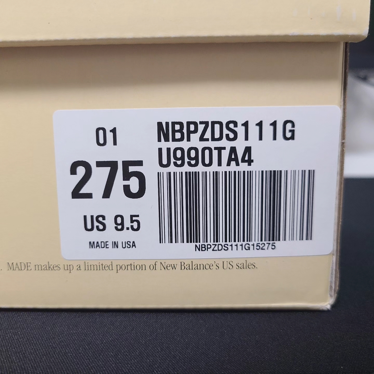 New Balance 990v4 Made in USA Gray Suede 착용 스타일 - 8