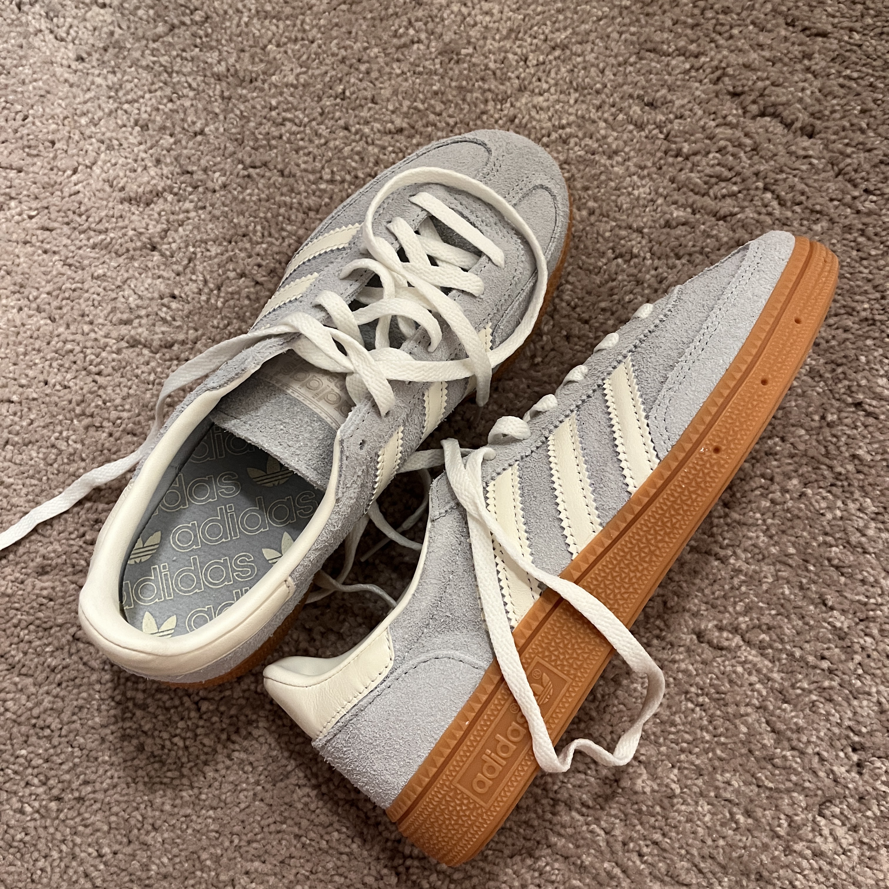 (W) Adidas Spezial Handball Wonder Silver Off White 착용 스타일 - 1