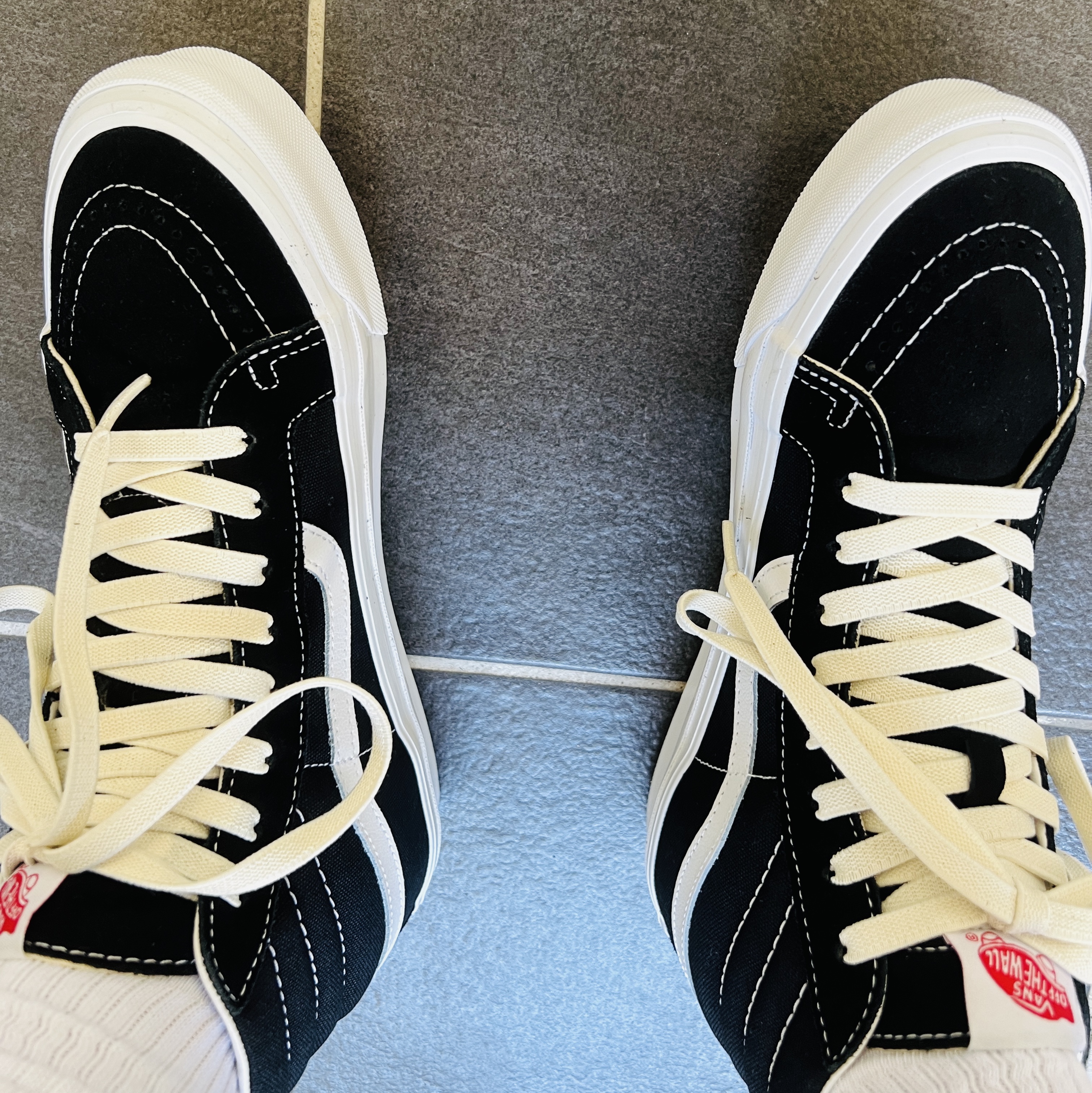 Vans Vault OG Sk8-Hi LX Black 착용 스타일