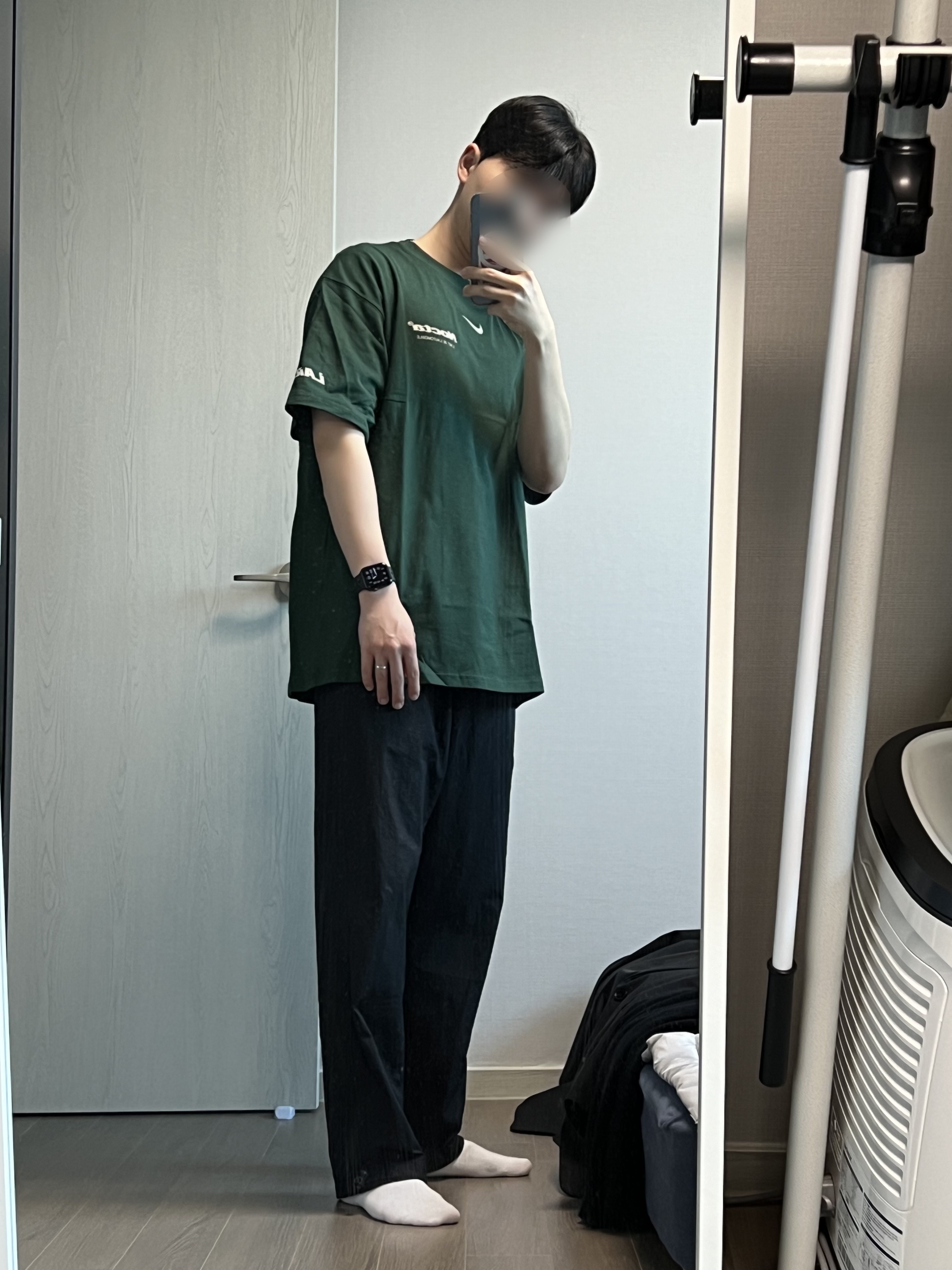 Nike x Drake Nocta x Kar L'Art De L'Automobile Burrow T-Shirt Pro Green (FD2205-397) 착용 스타일 - 1