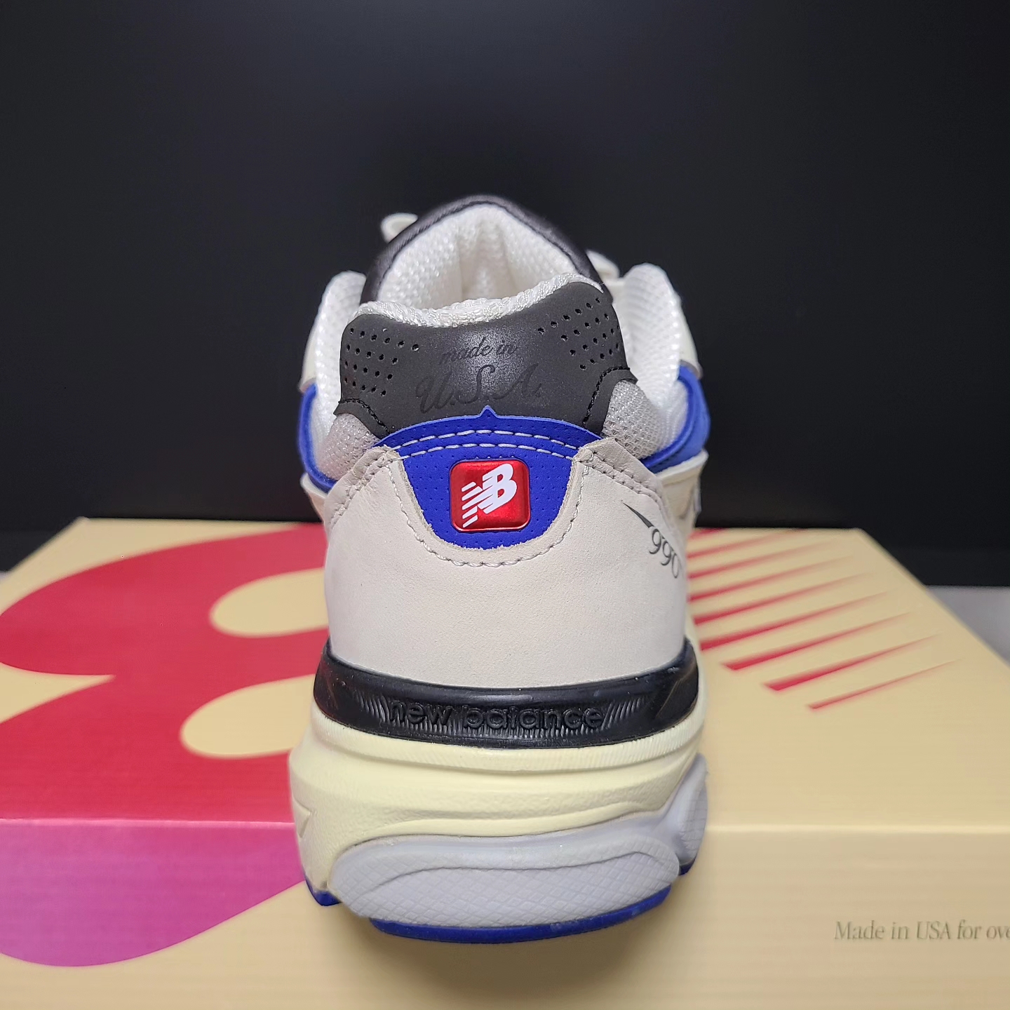 New Balance 990v3 Made in USA White Blue 착용 스타일 - 5
