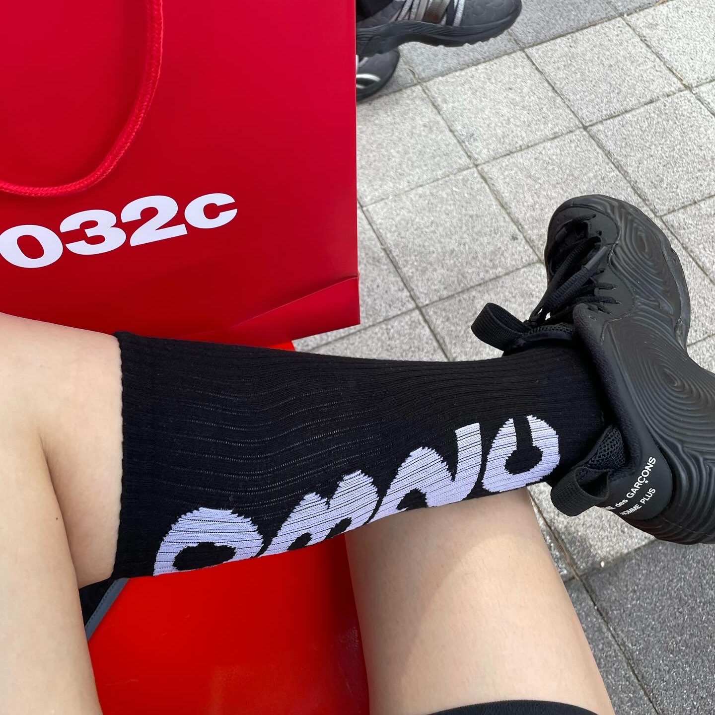 Nike Air Foamposite One Black Anthracite, Nike x Comme des Garcons Homme Plus Air Foamposite One Black 착용 스타일 - 2