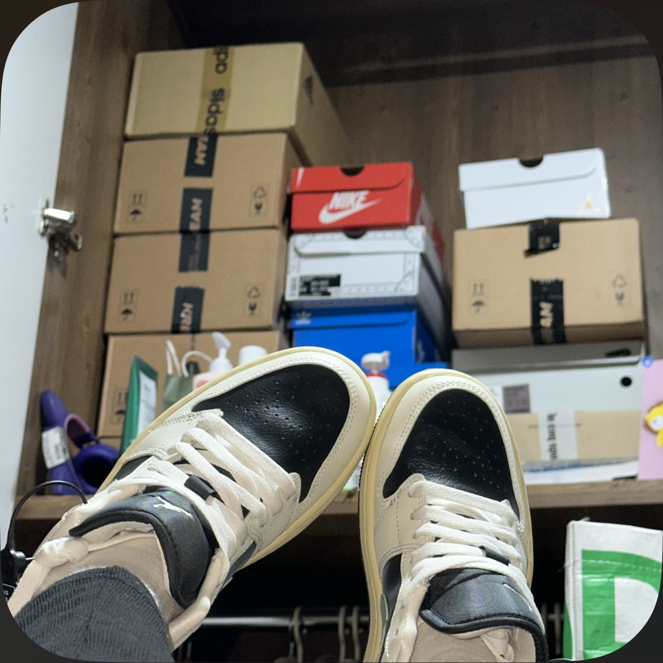 (W) Jordan 1 Low Anthracite Sail 착용 스타일 - 3
