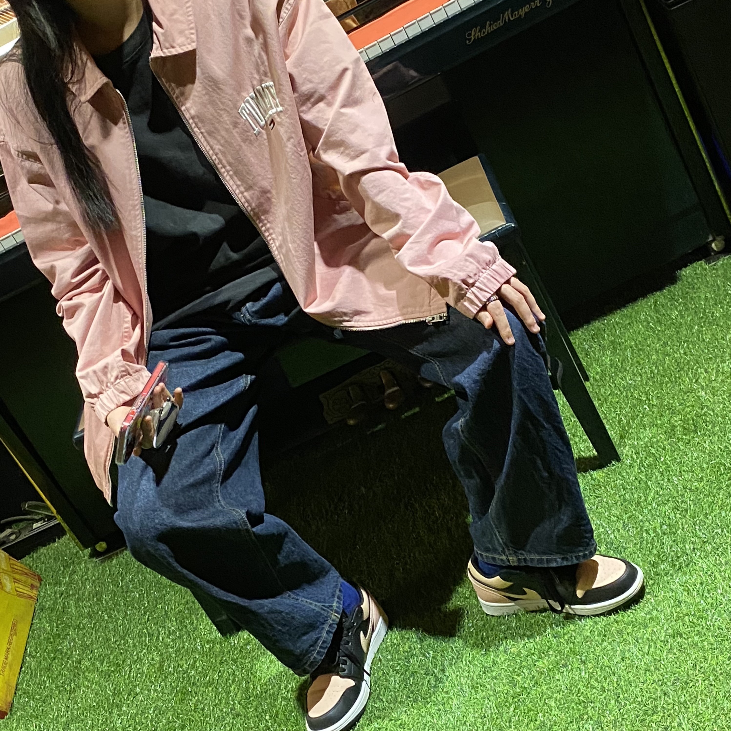 Jordan 1 Low Crimson Tint 착용 스타일 - 3