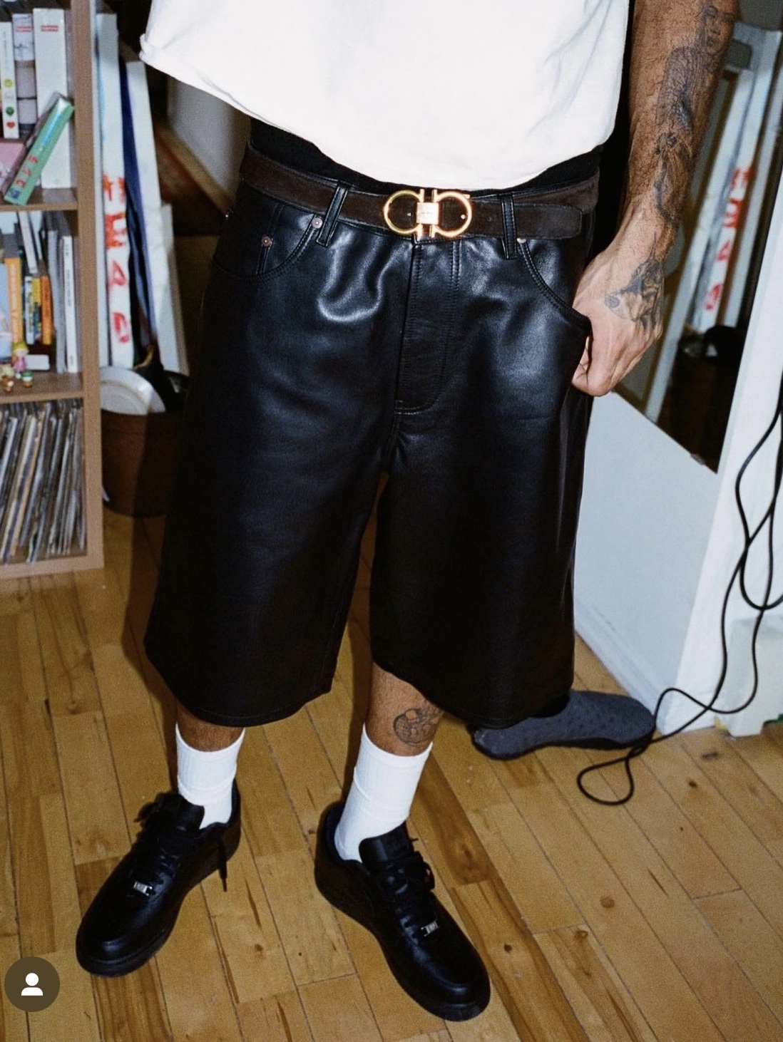 Supreme Baggy Leather Short Black - 24SS 착용 스타일