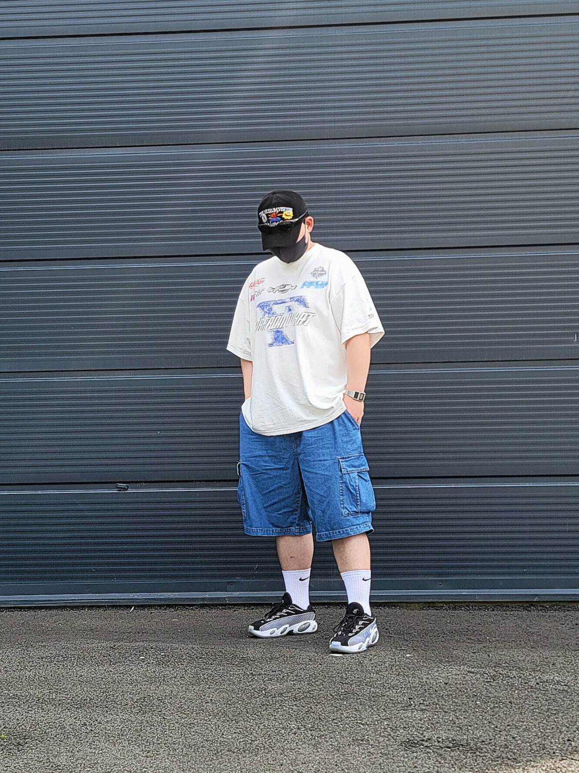 The Museum Visitor x Jon Burgerman Pinky Winky & Charlie Ball Cap Black, Oakley Eye Jacket Redux Matte Black Frame Prizm Grey Lenses High Bridge Fit 착용 스타일