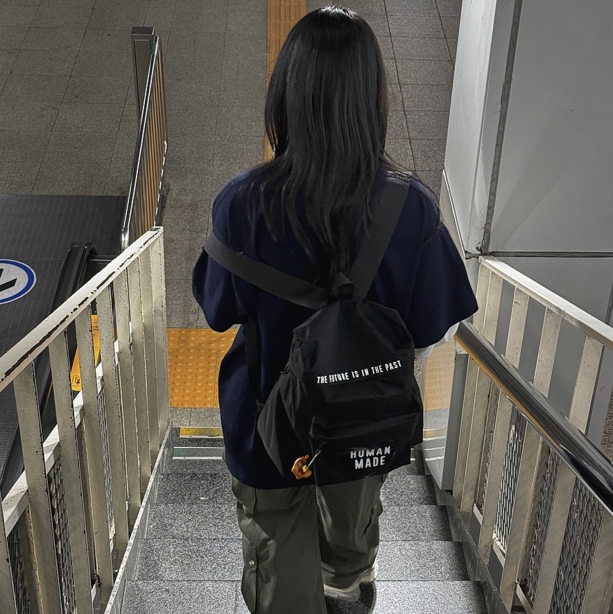 Human Made Backpack Black, Balenciaga 3XL Sneakers Light Beige 착용 스타일 - 1