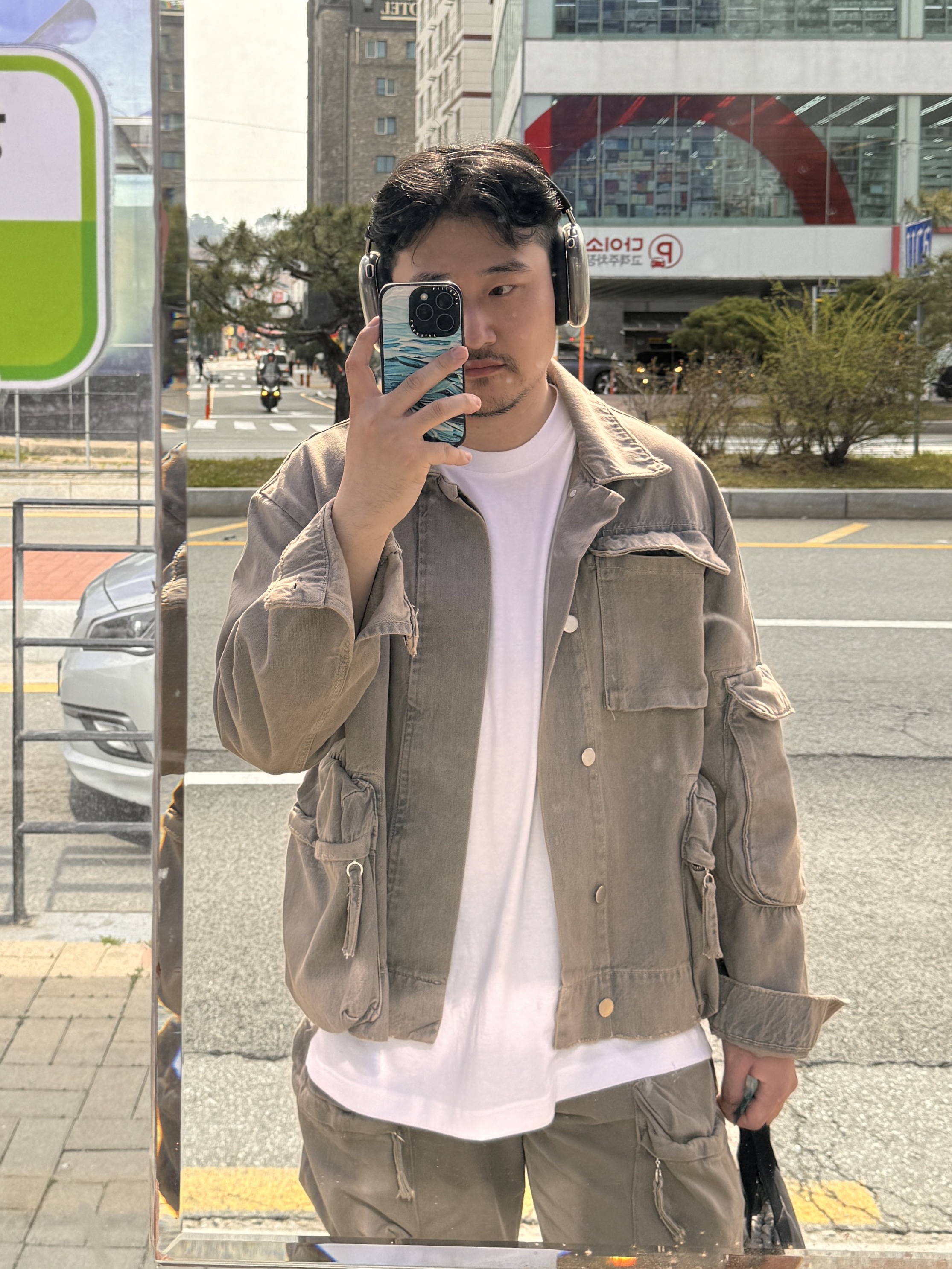 Zara Utility Pocket Pants Brown, Apple AirPods Max Lightning Space Gray (Korean Ver.) 착용 스타일