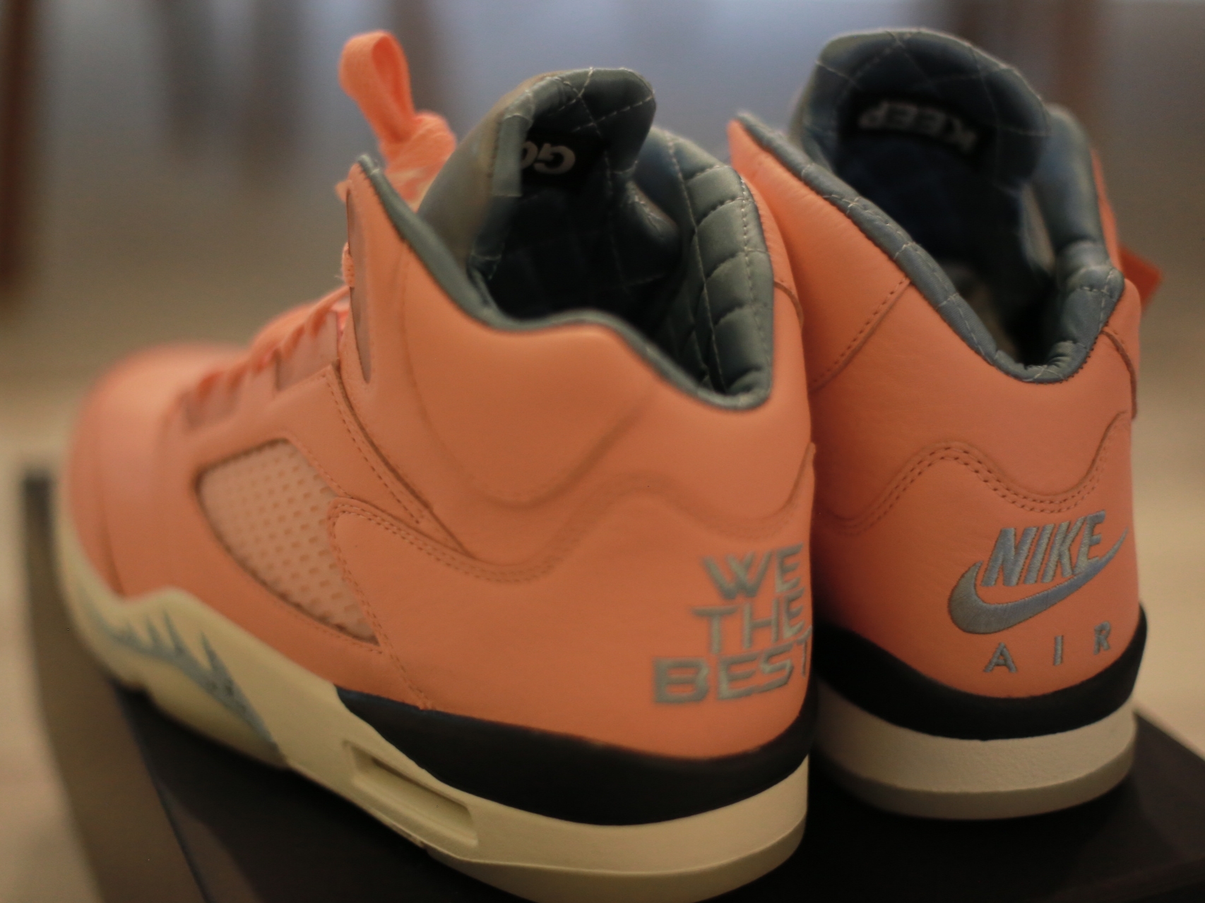 Jordan 5 x DJ Khaled Retro SP Crimsson Bliss 착용 스타일 - 3