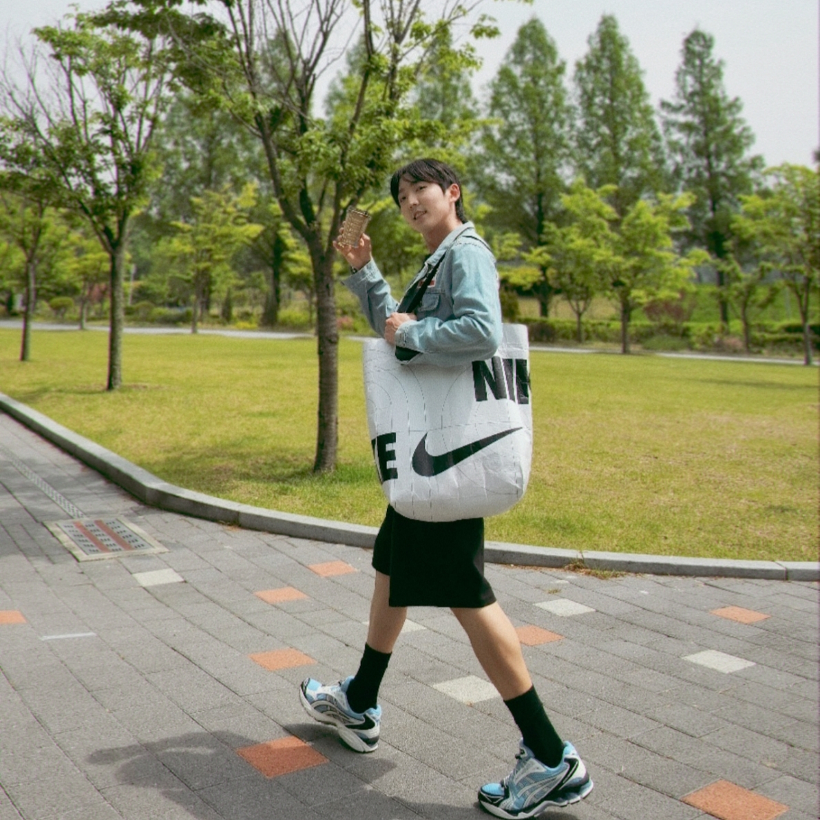 Asics Unlimited Gel-Kayano 14 Mist Cream 착용 스타일