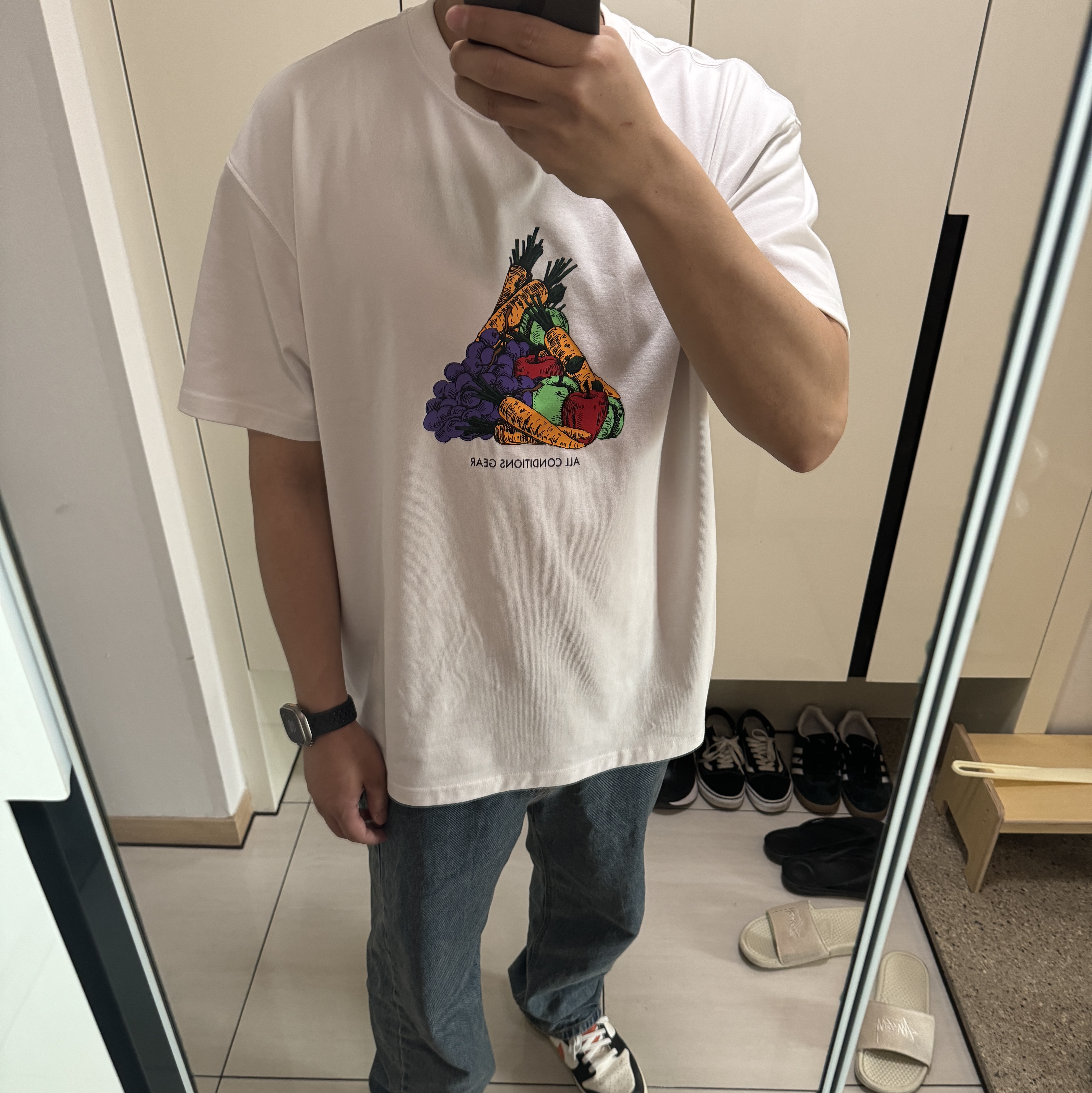 Nike ACG Fruit and Veggies T-Shirt - Asia 착용 스타일