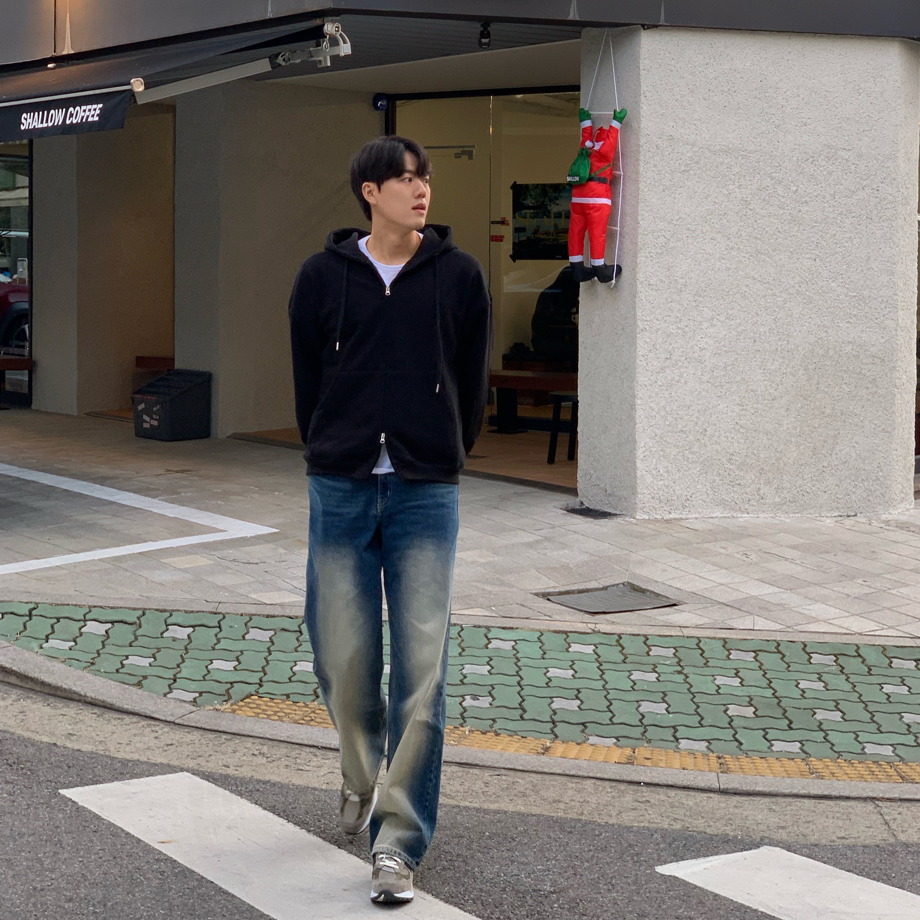New Balance x JJJJound 992 Made in USA Grey 착용 스타일 - 1