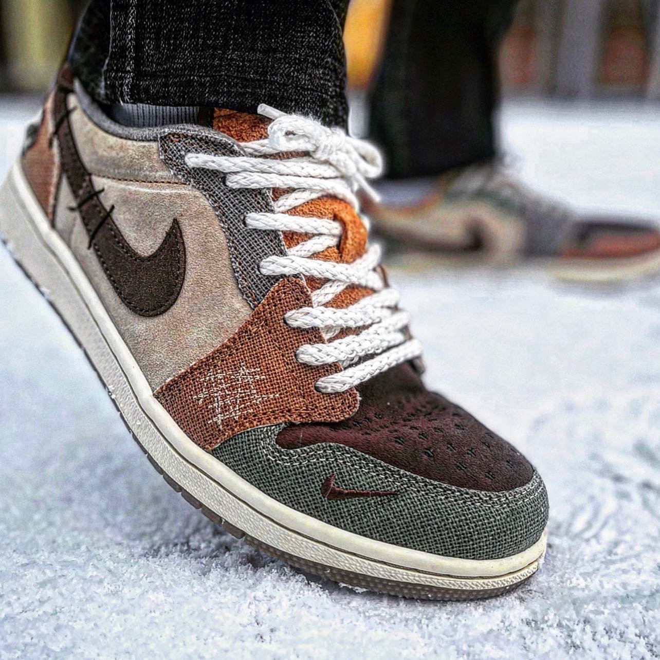 Jordan 1 x Zion Williamson Retro Low OG Flax and Oil Green 착용 스타일 - 2