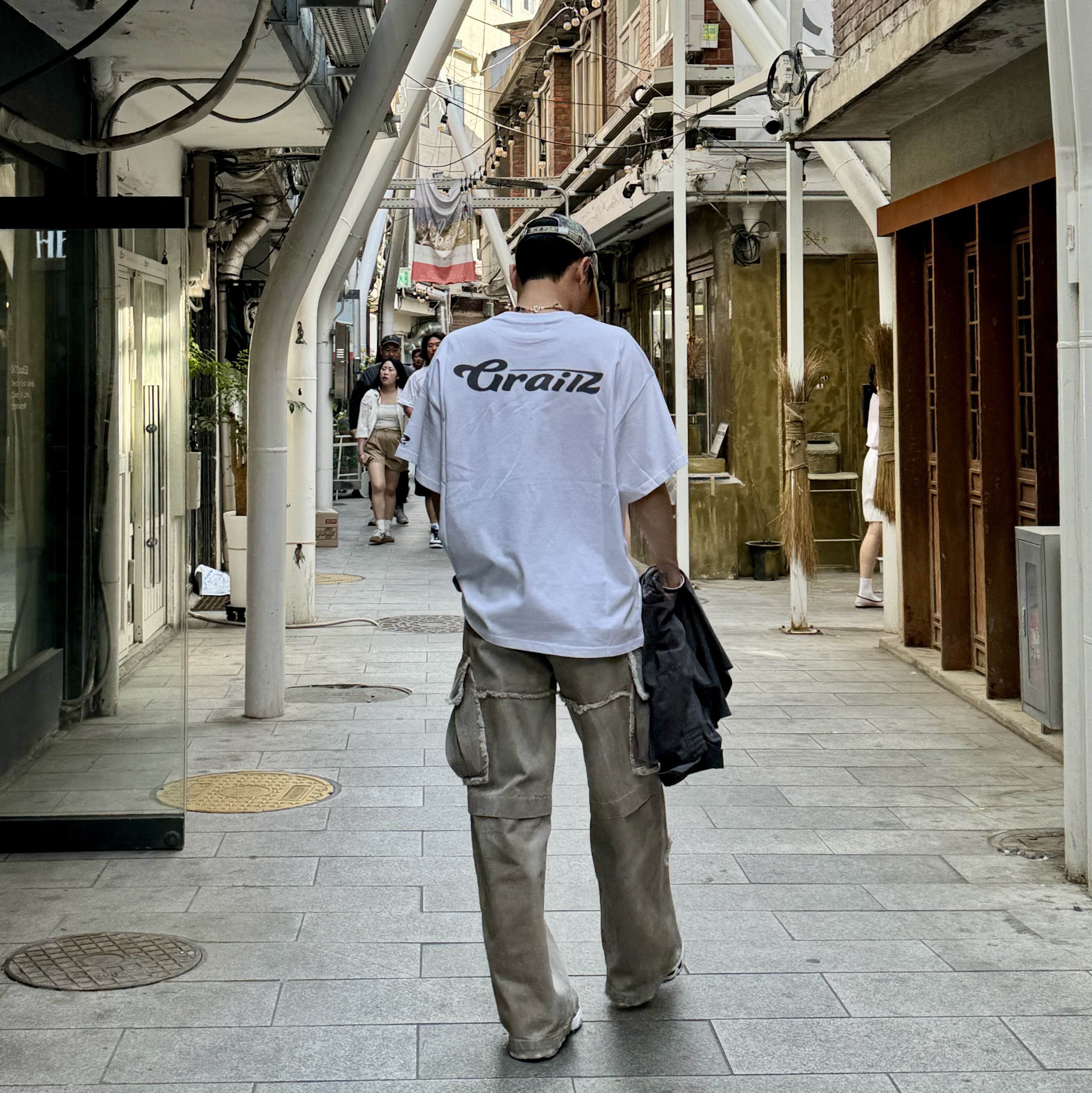 Diesel C-Seymon Treated Denim Baseball Cap Blue White, Supreme Small Zip Pouch Black - 19FW 착용 스타일 - 1