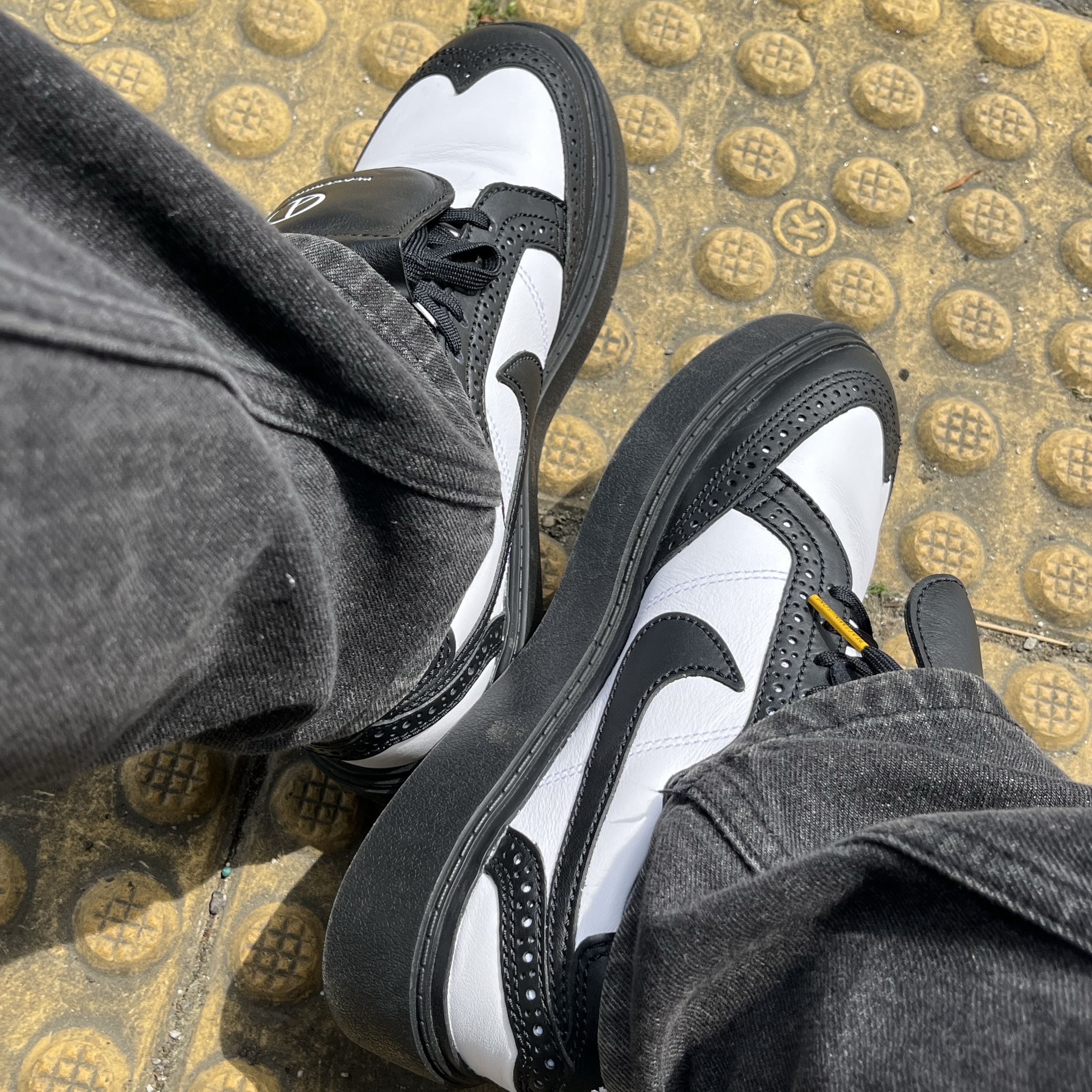 Nike x Peaceminusone Kwondo1 Black and White, Project G/R Backward Denim Pants Black 착용 스타일