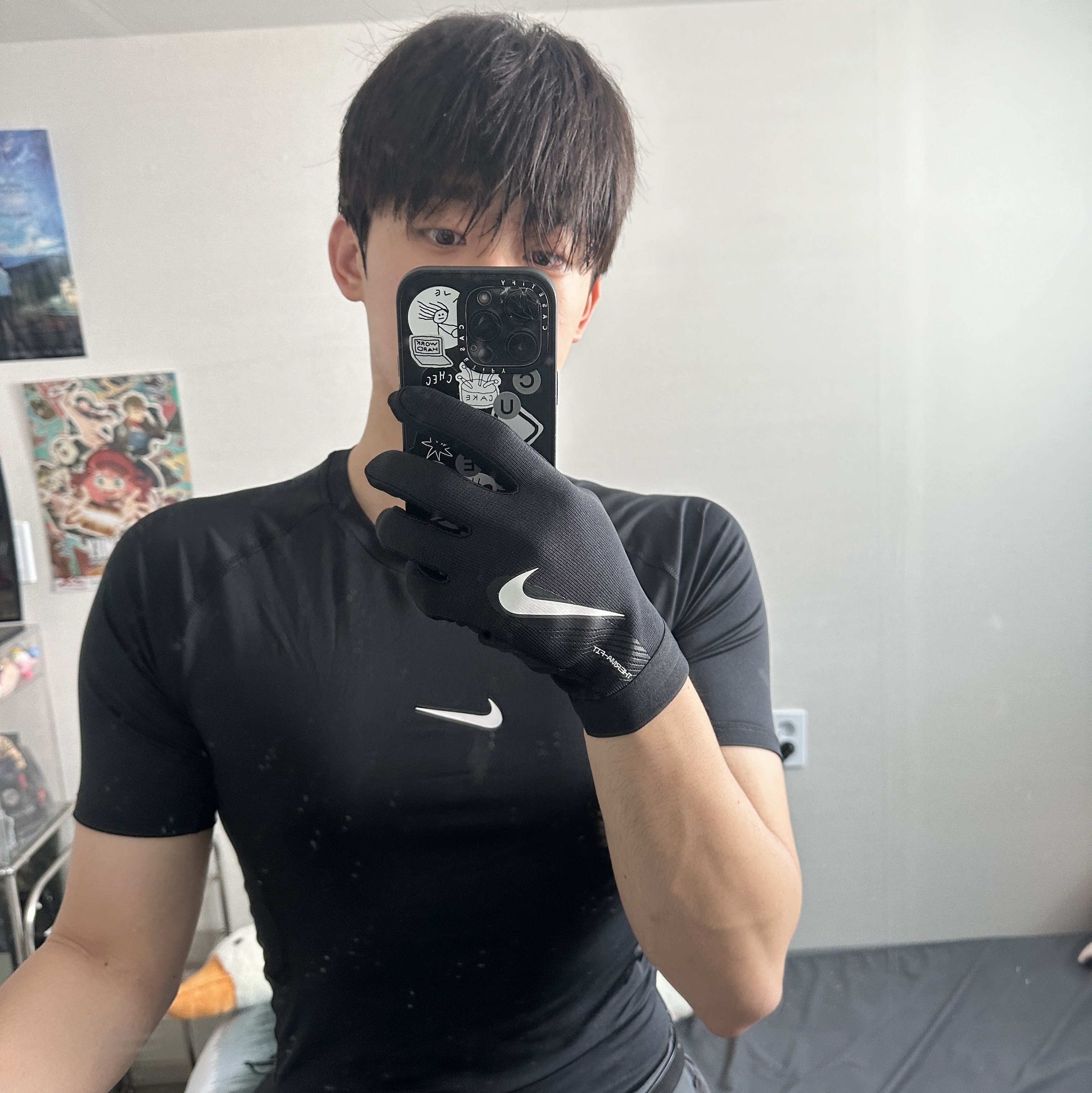 Nike Therma-Fit Academy Football Gloves Black, Nike Pro Dri-Fit Short Sleeve Fitness Top Black - Asia 착용 스타일