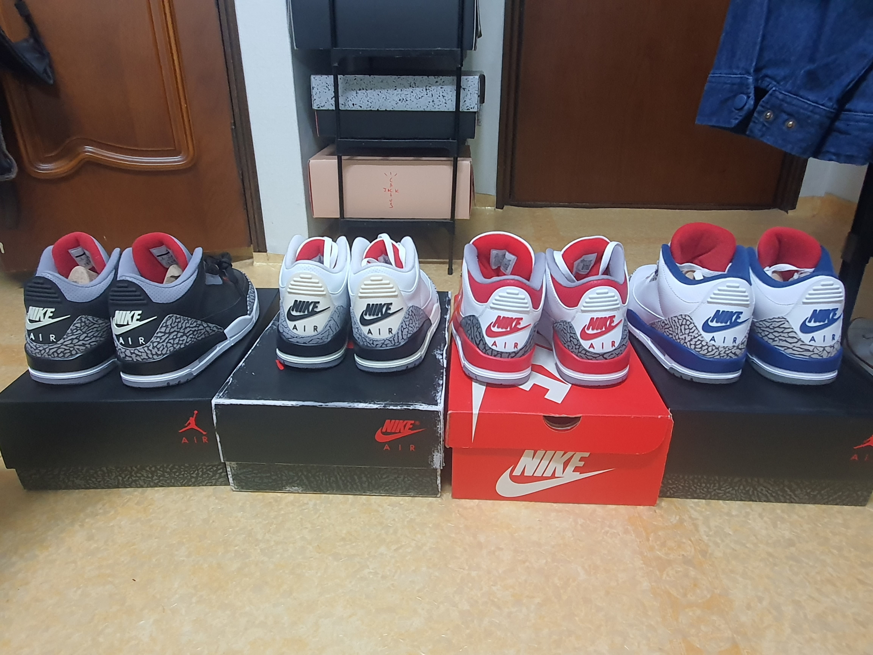 Jordan 3 Retro Fire Red 2022, Jordan 3 Retro OG True Blue 2016 착용 스타일 - 2