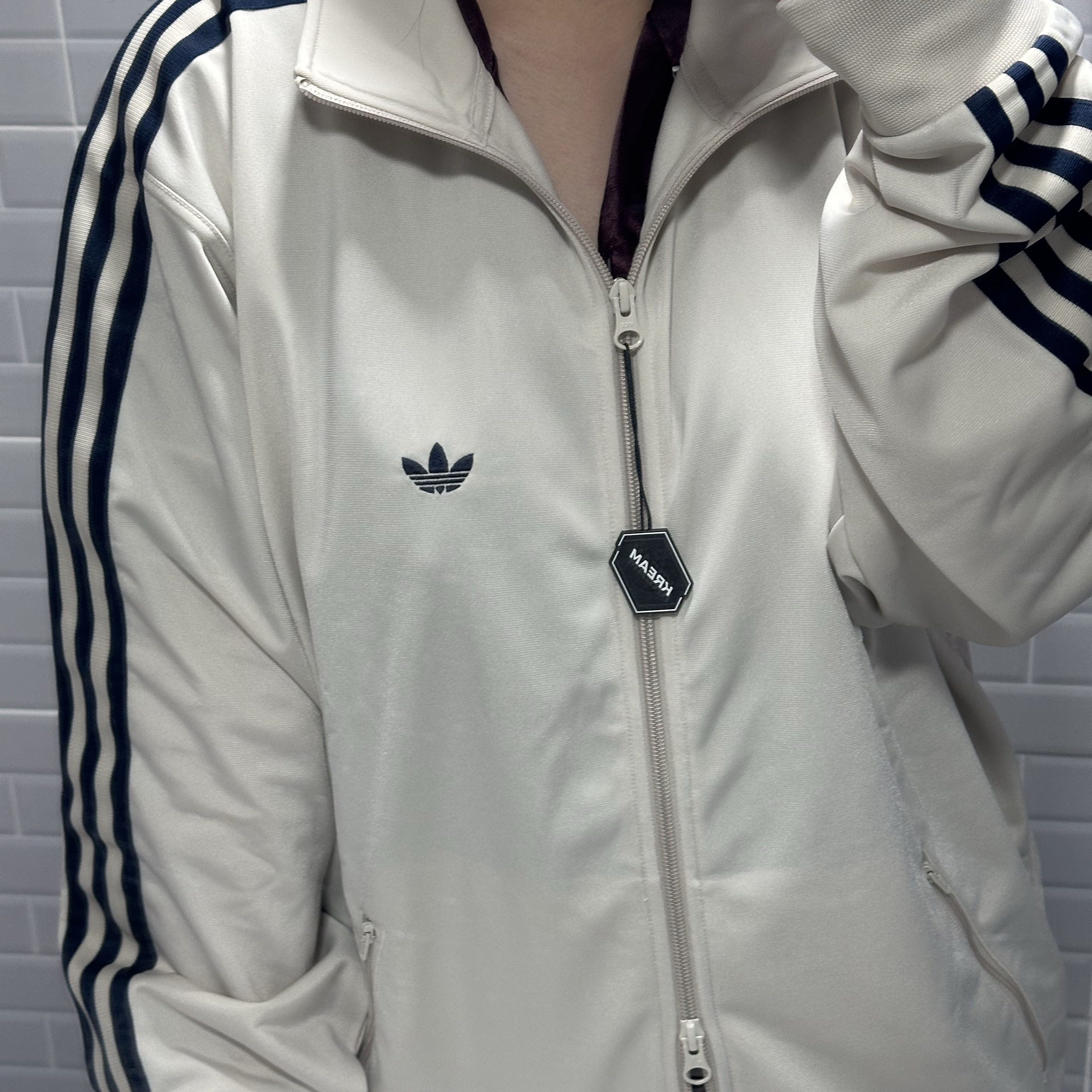 Adidas Originals Beckenbauer Track Top Bliss - KR Sizing 착용 스타일