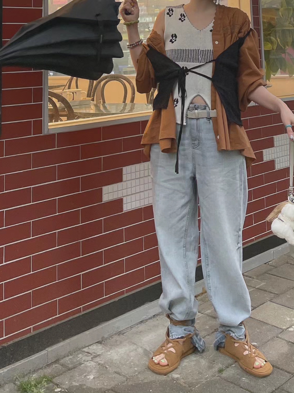 Gentle Monster Aba 02 Silver, Prada Cleo Brushed Leather Shoulder Bag White 착용 스타일 - 6