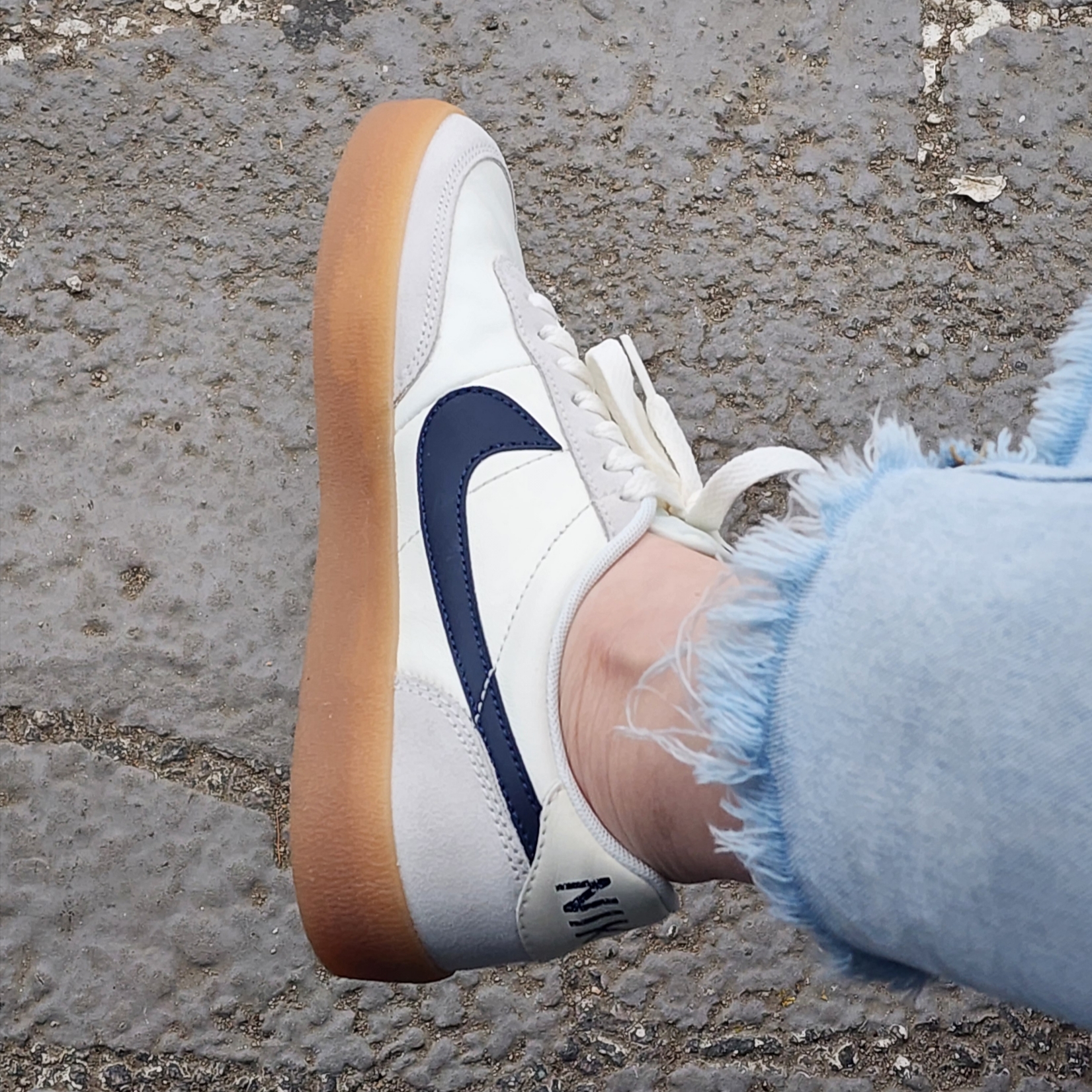 (W) Nike Killshot 2 Sail Midnight Navy 착용 스타일 - 2