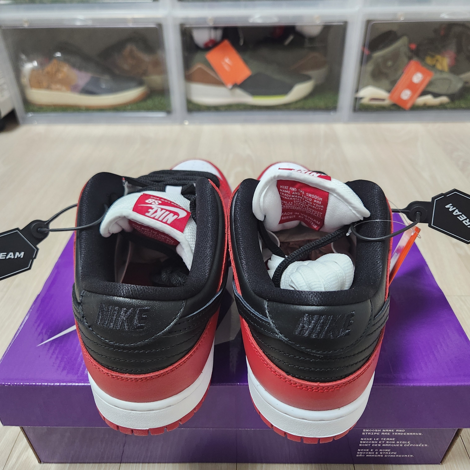 Nike SB Dunk Low Pro Chicago 착용 스타일 - 3