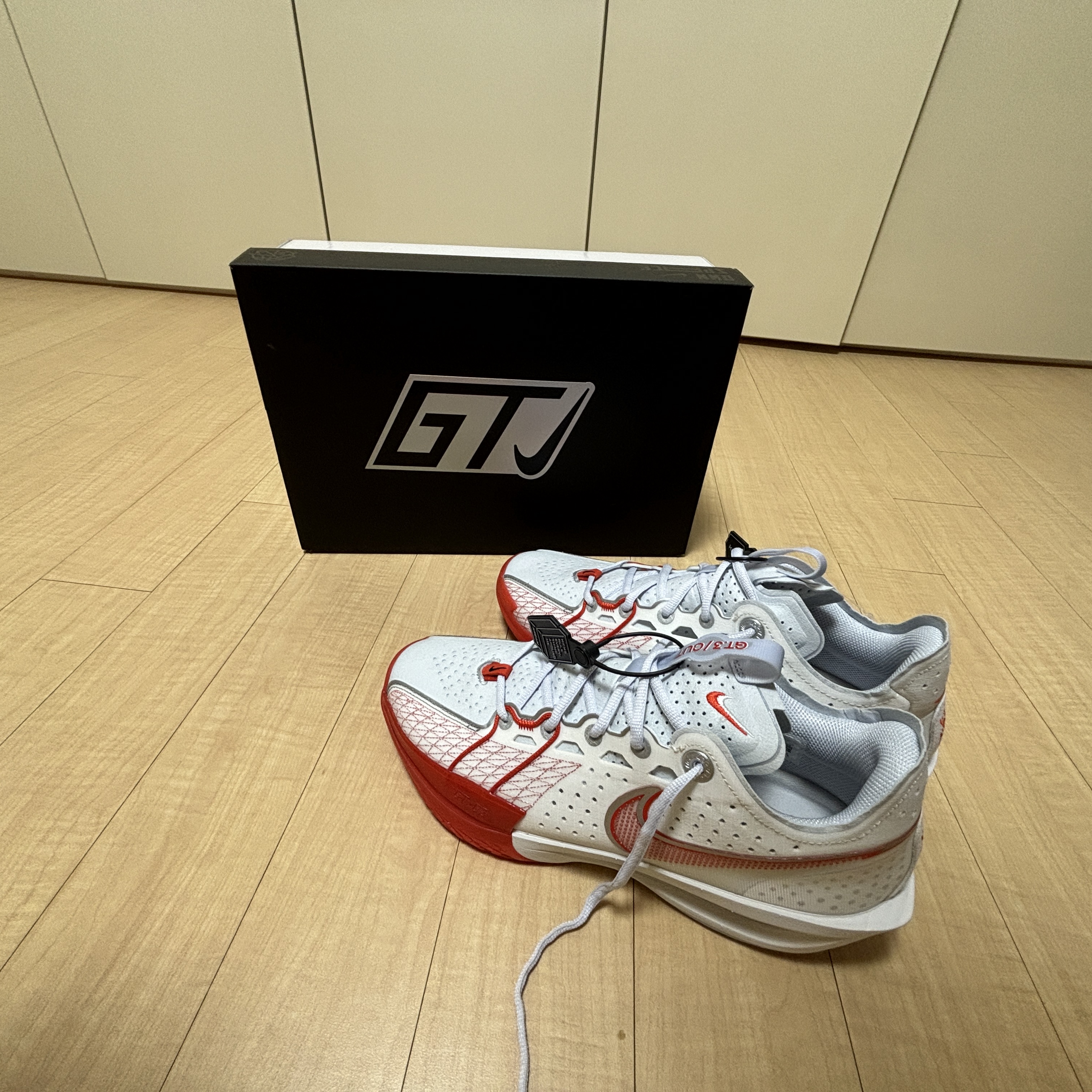 Nike Air Zoom GT Cut 3 EP Summit White Picante Red 착용 스타일 - 1